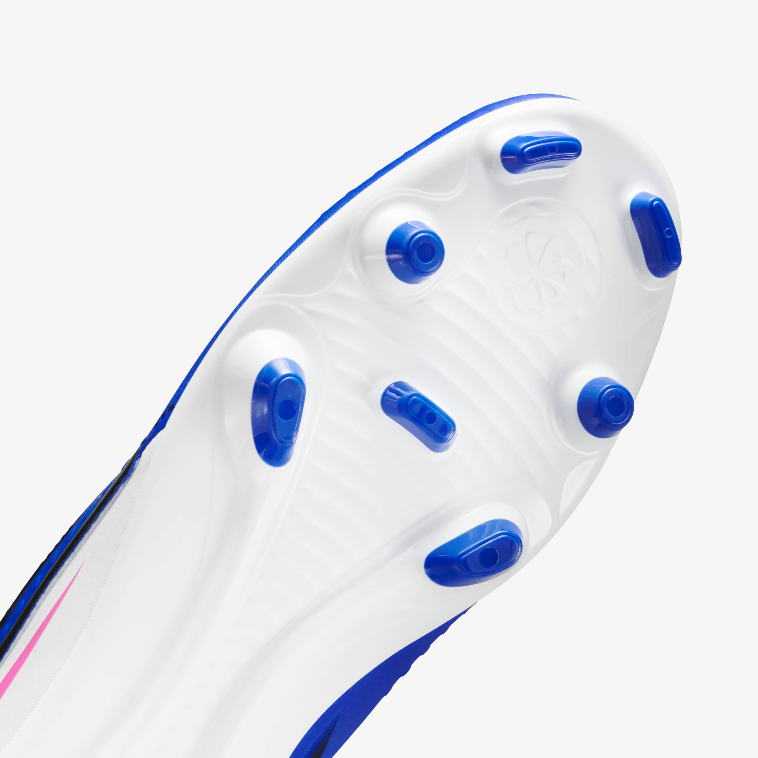 نايكي فانتوم 6 لو كلوب image number 6