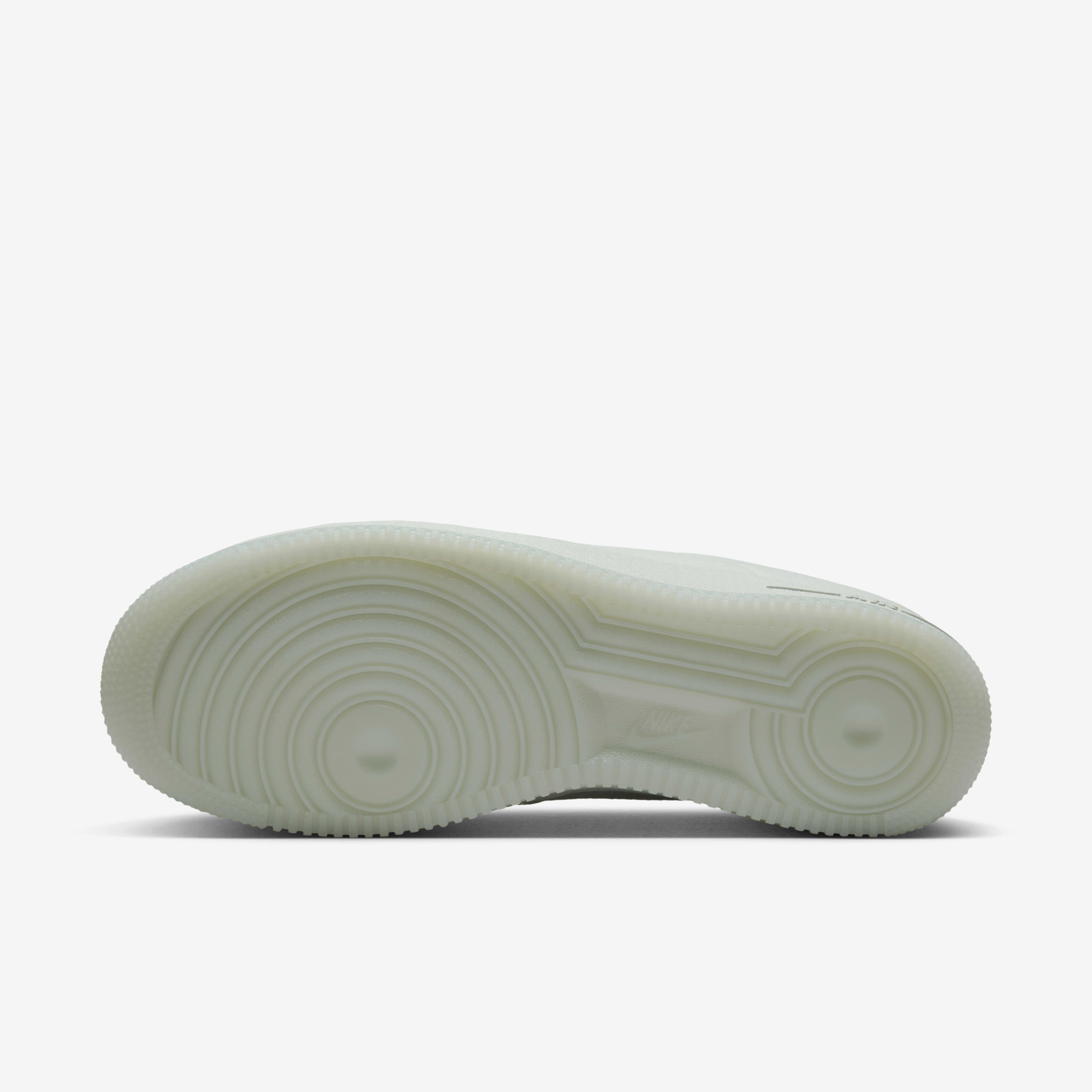 【NIKE】新作☆大人気☆Nike Air Force 1 '07 Pro-Tech Nike Air Force 1 '07 Pro-Tech Men's Winterized Shoes. Nike.com