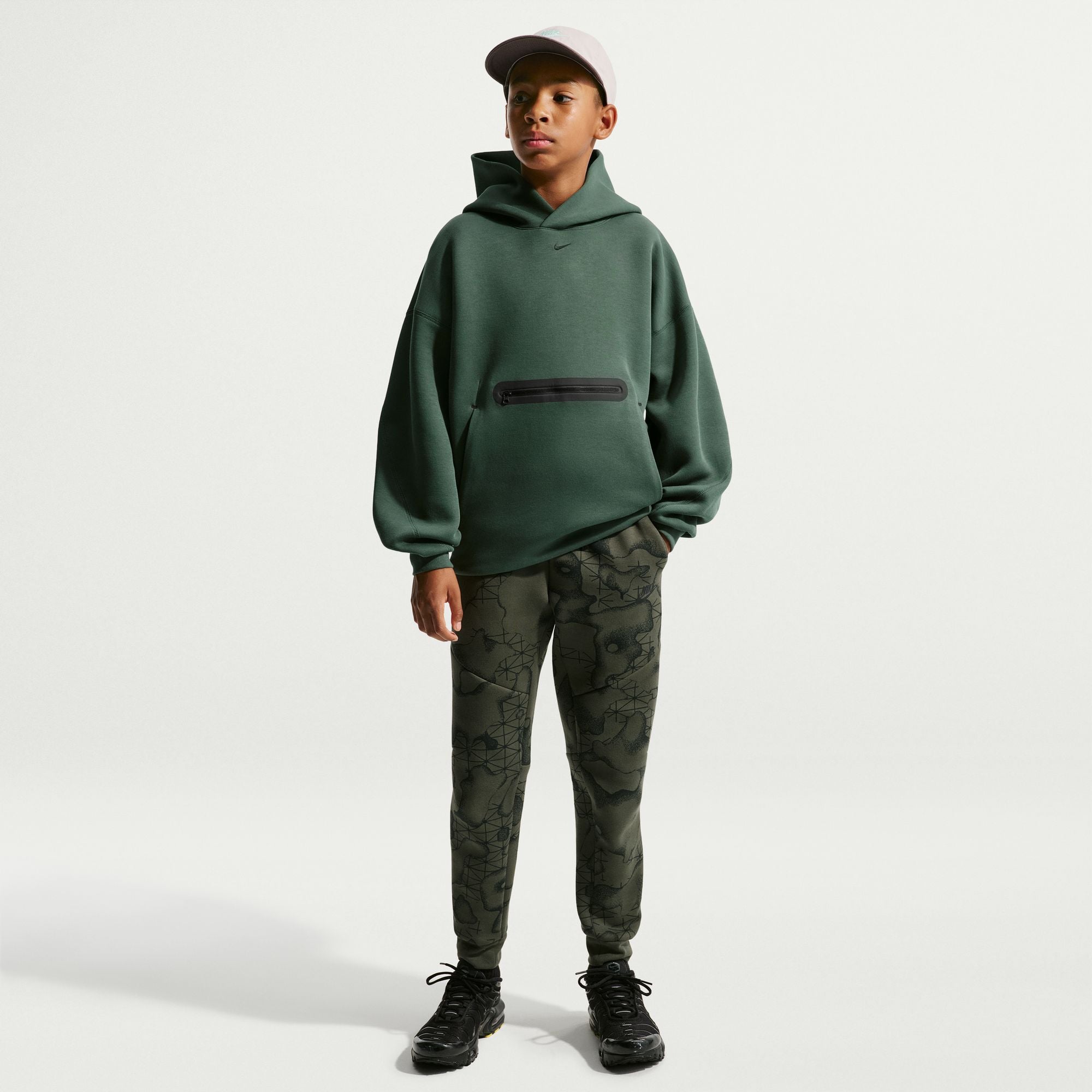 Nike Sportswear Tech Fleece image number 0