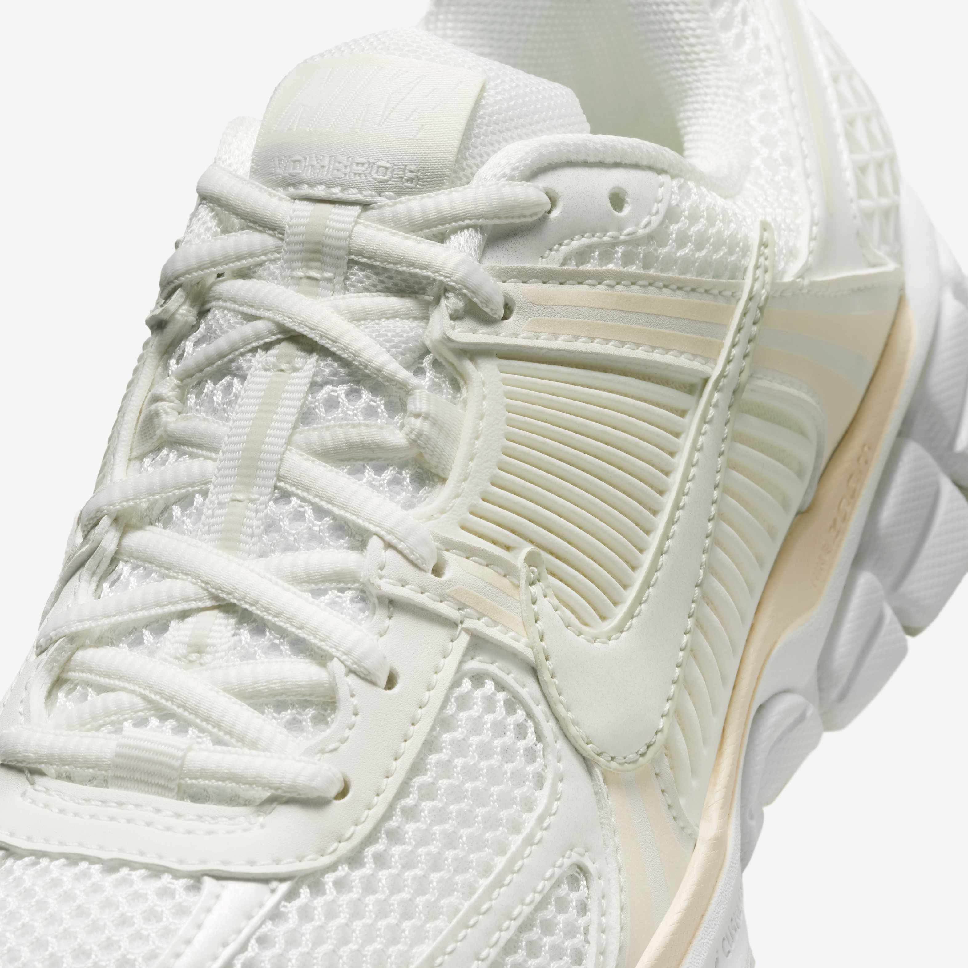 Nike Zoom Vomero 5 image number 6