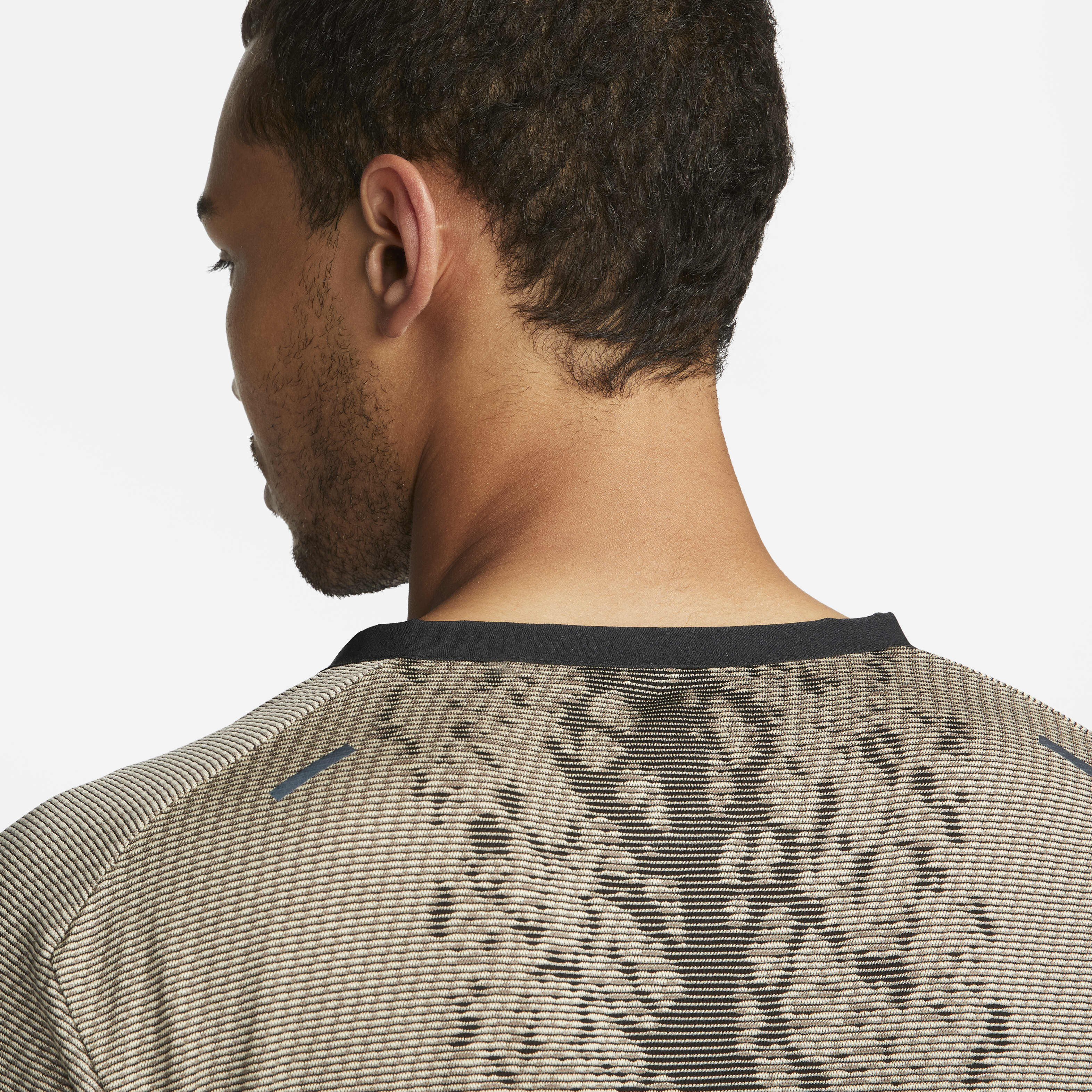 Nike Dri-FIT ADV Run Division TechKnit image number 4