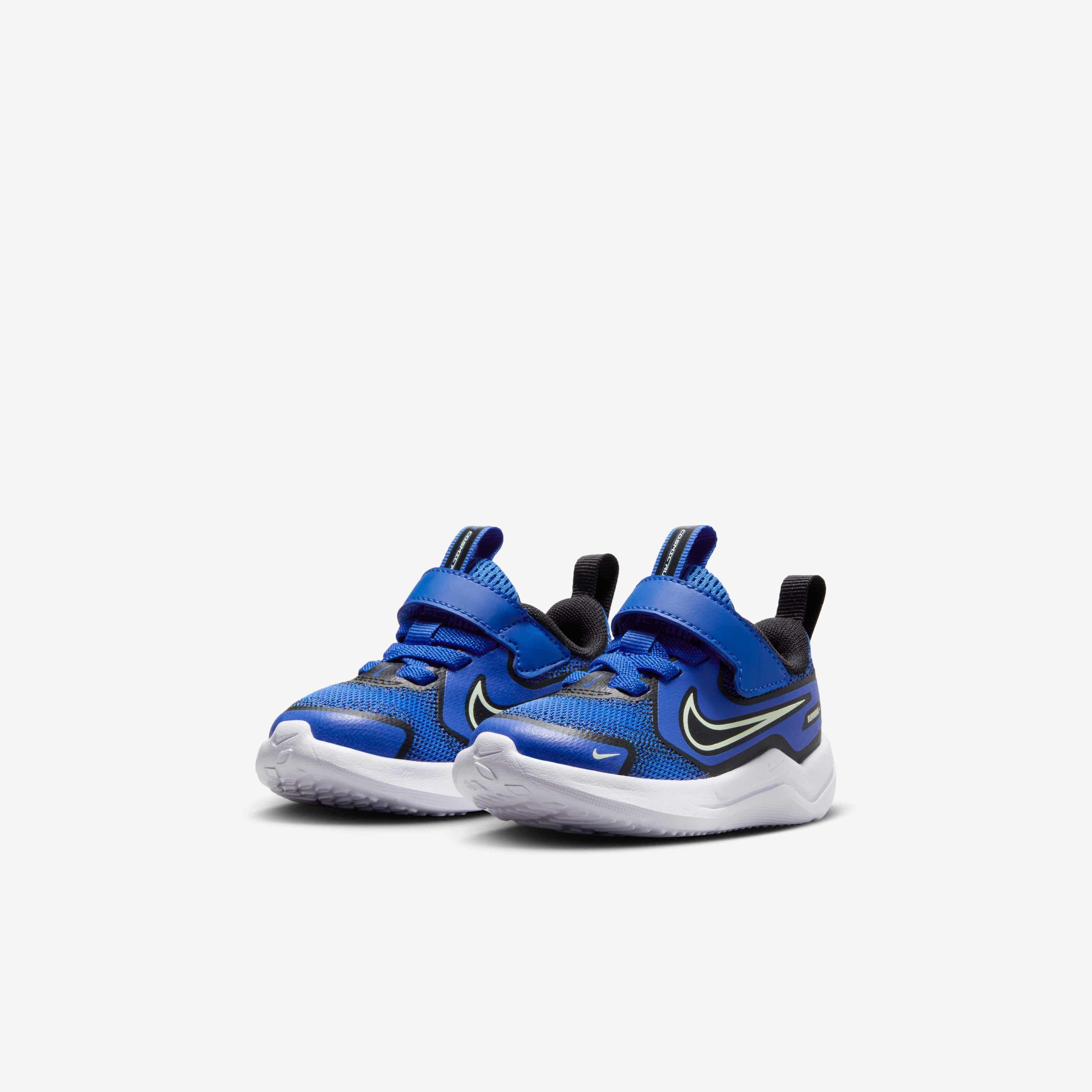 Nike Cosmic Runner image number 4