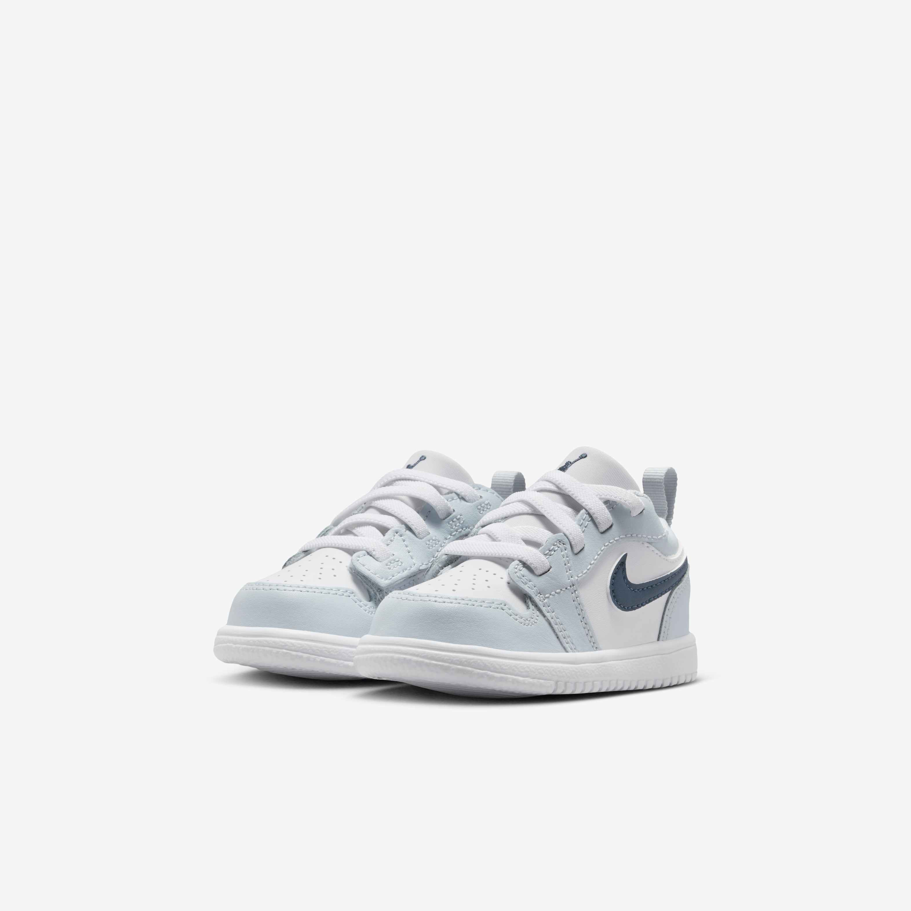 Jordan 1 Low Alt image number 4