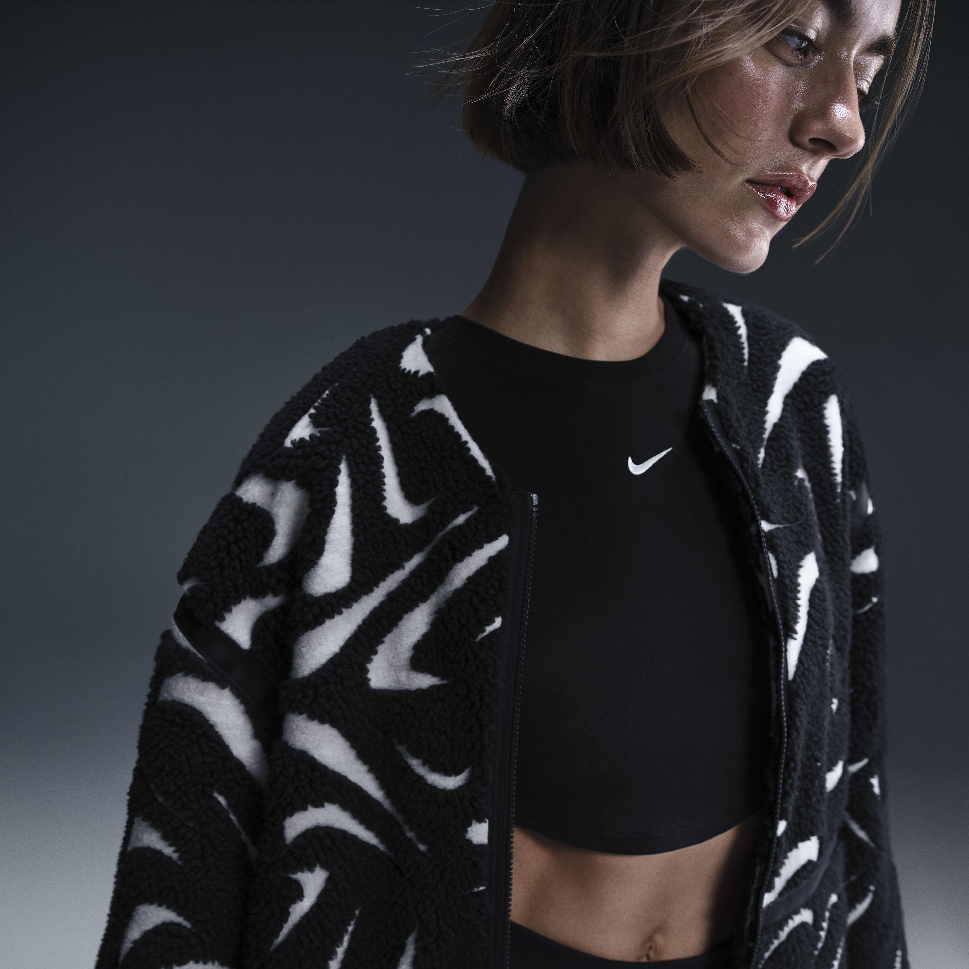 Nike Sportswear image number 2