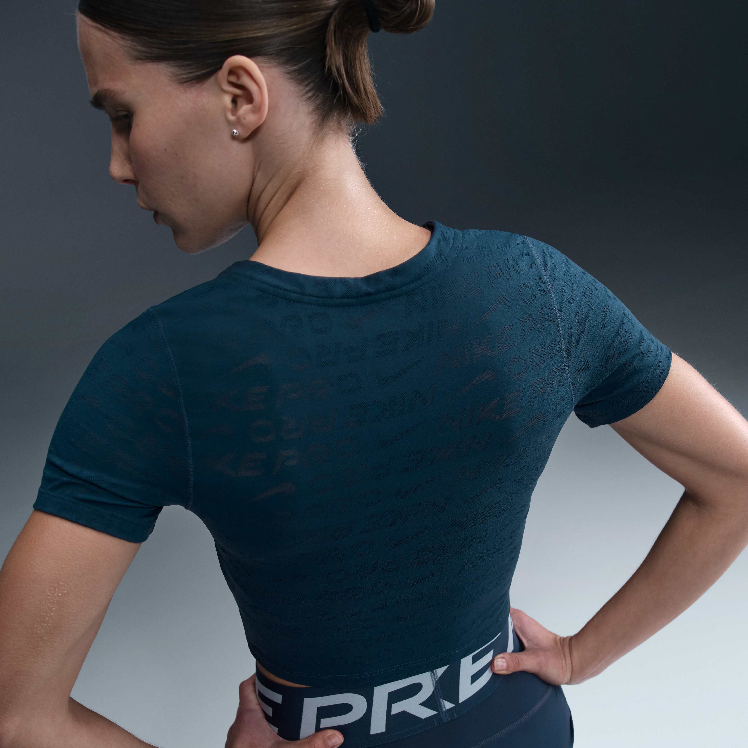 Buy Nike Pro Women's Dri-FIT Short-Sleeve Cropped Jacquard