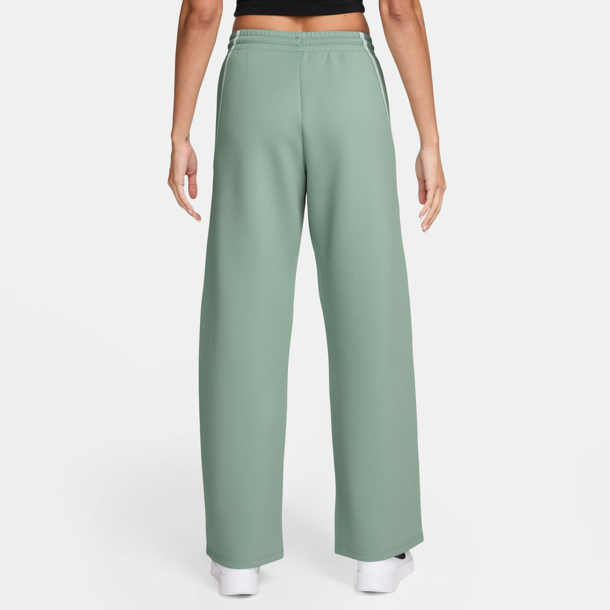 نايكي ادفانتج image number 1