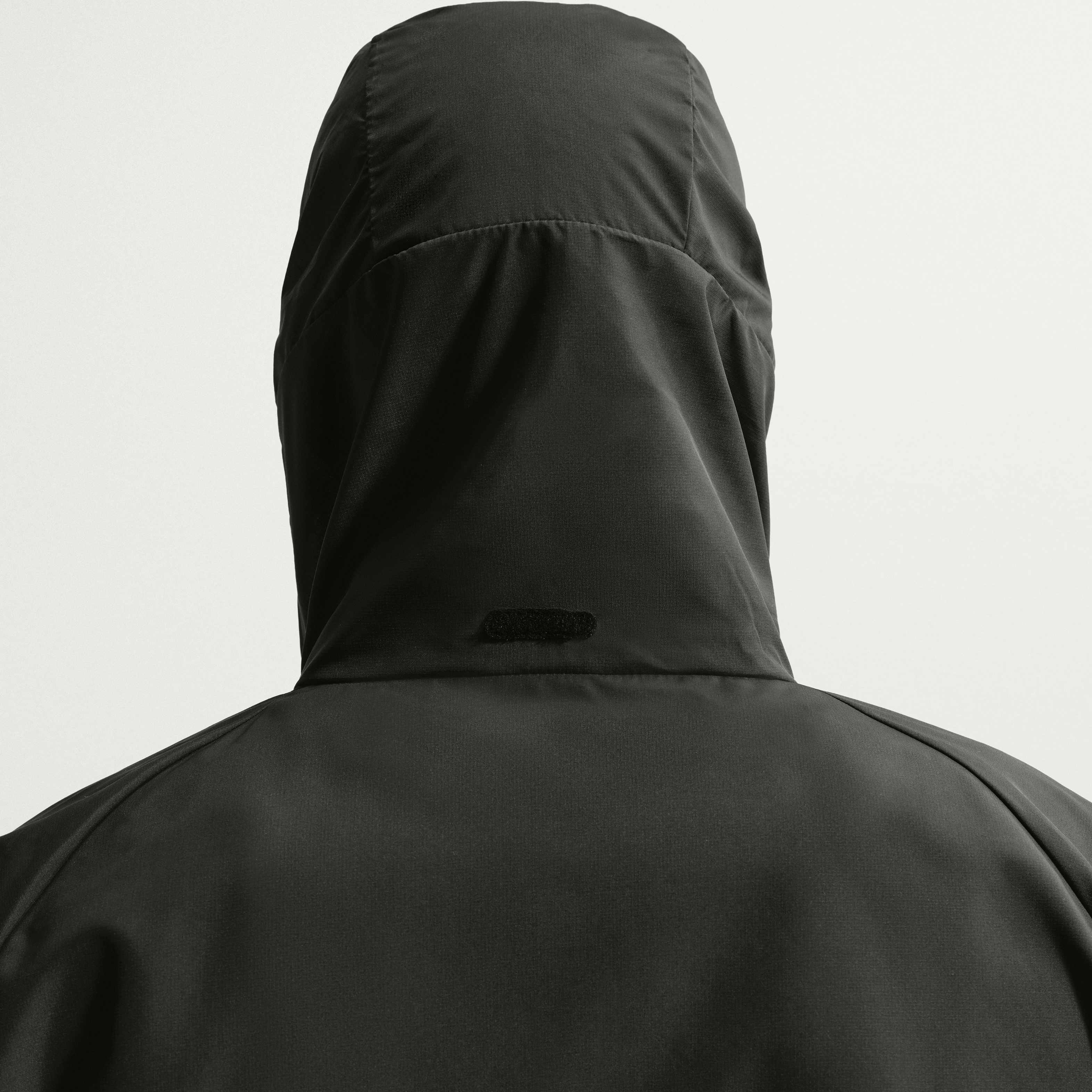 نايكي ميلر image number 5