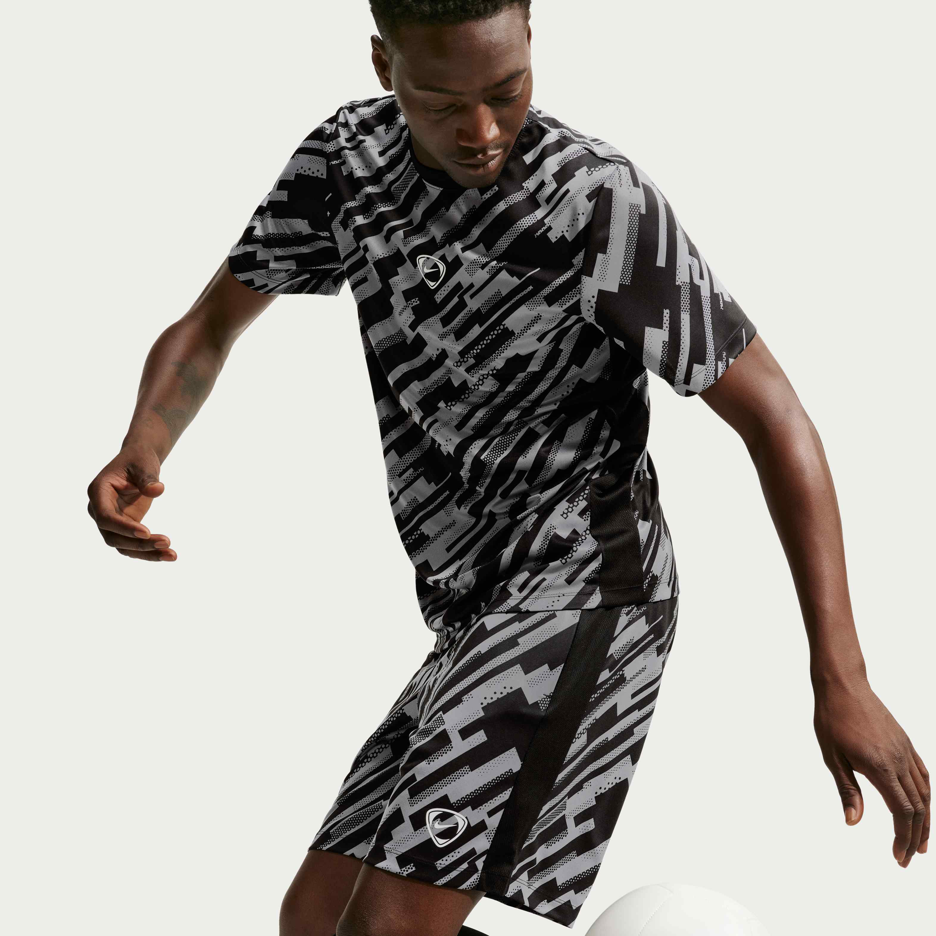 Nike Academy+ image number 3