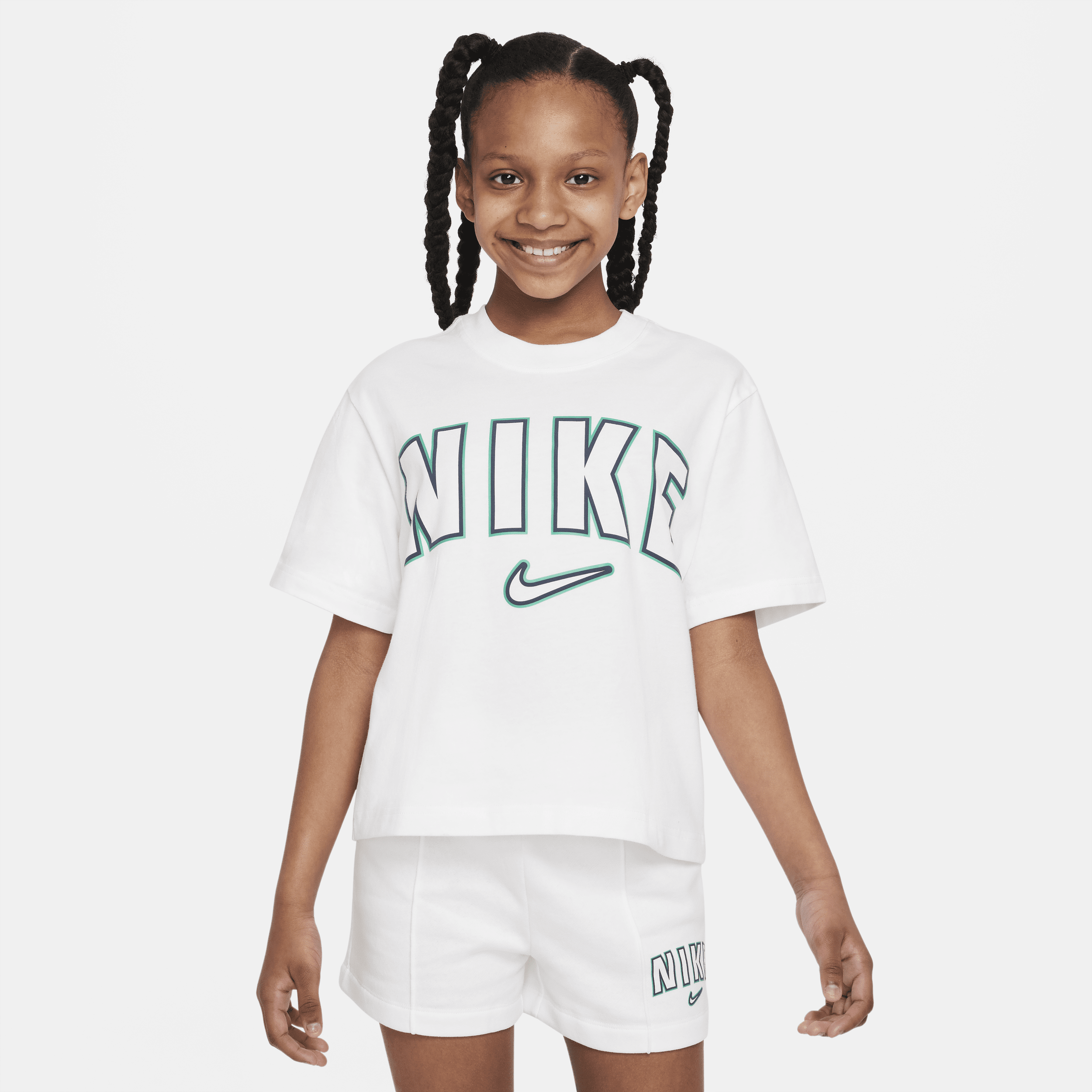 Girls white top nike tshirt