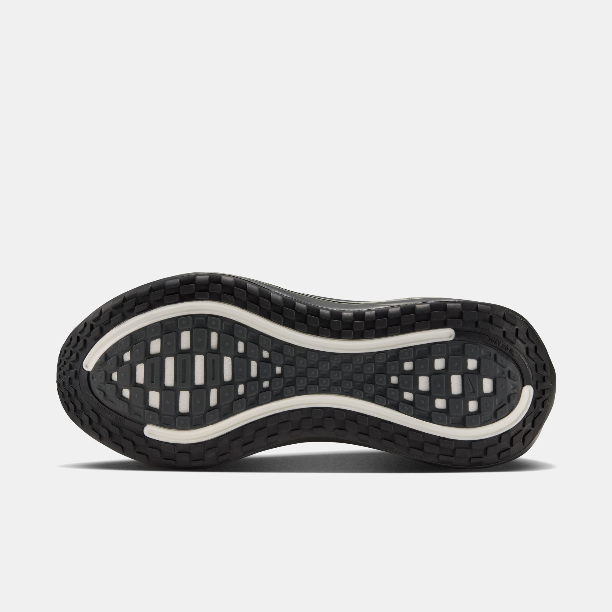 Nike Vomero Plus image number 8