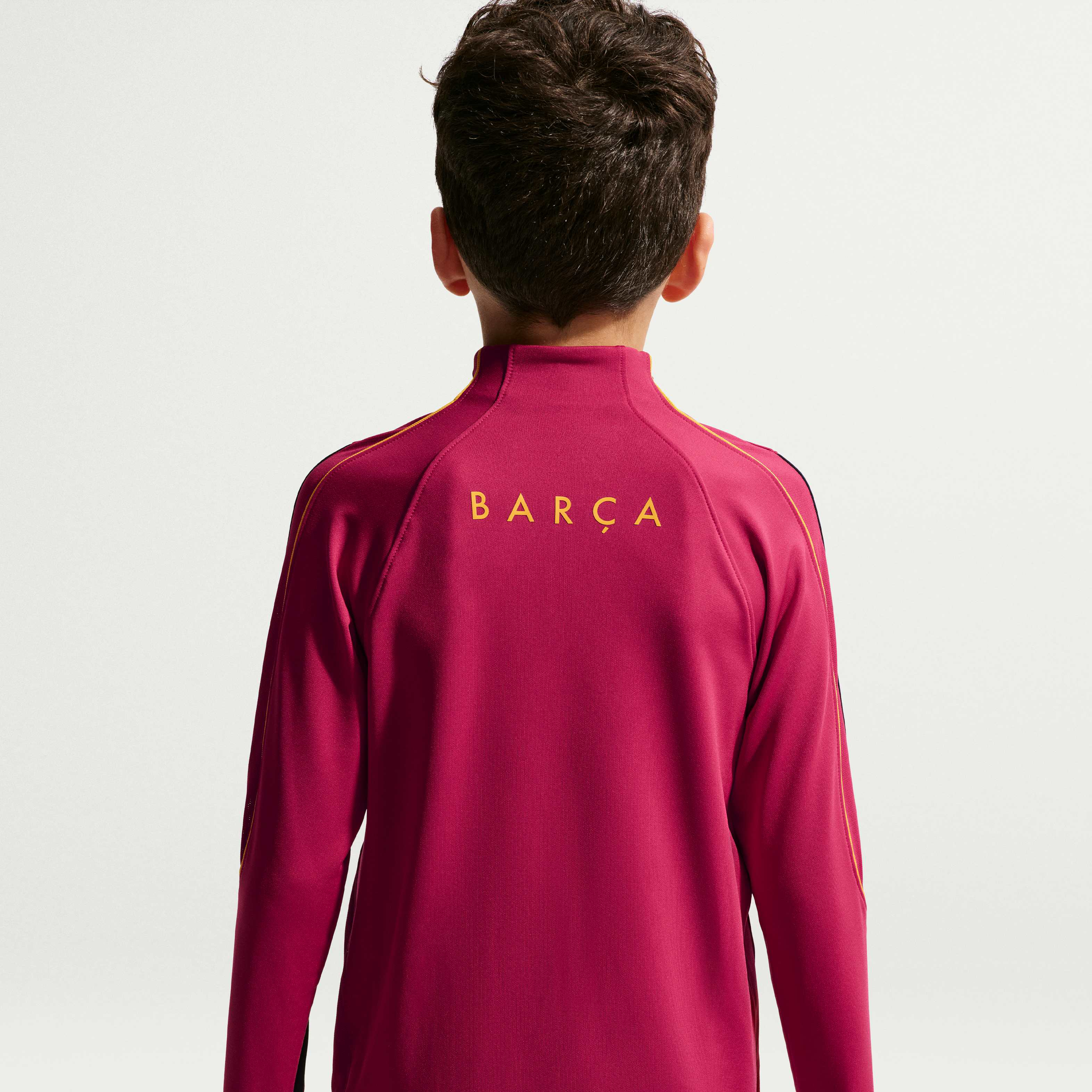 برشلونة سترايك image number 4
