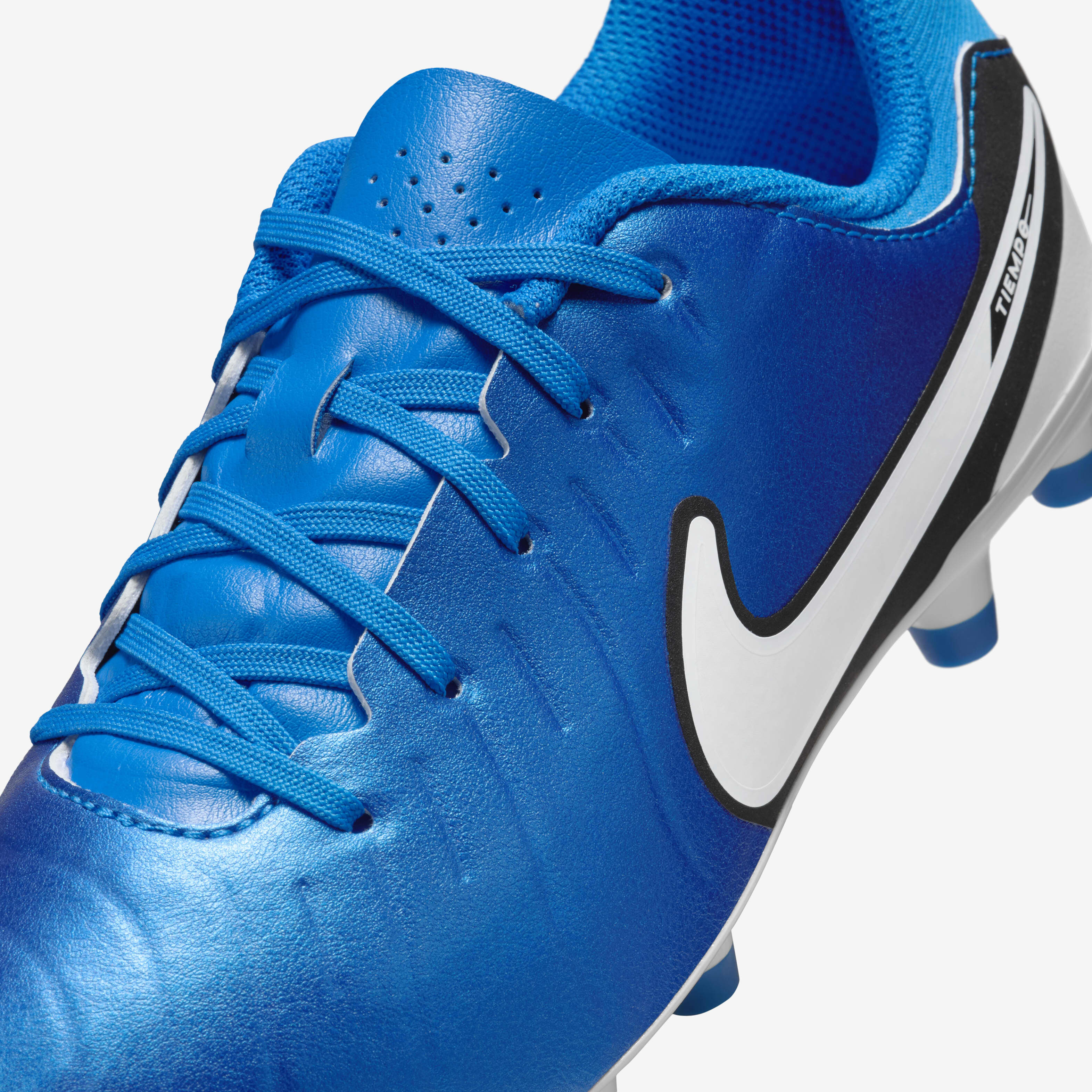 Nike jr legend 7 academy hotsell