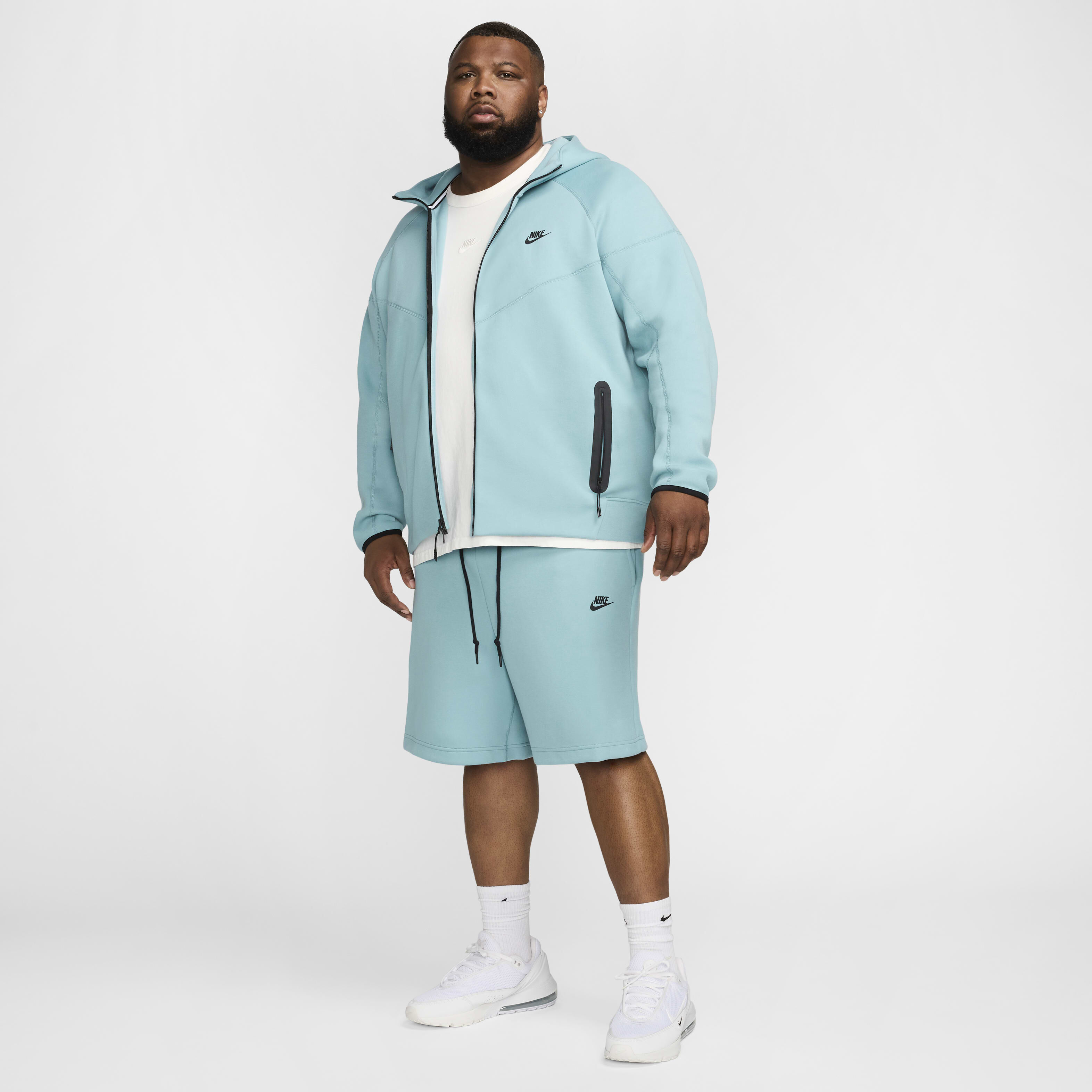 Nike tech fleece shorts with zipper cheap