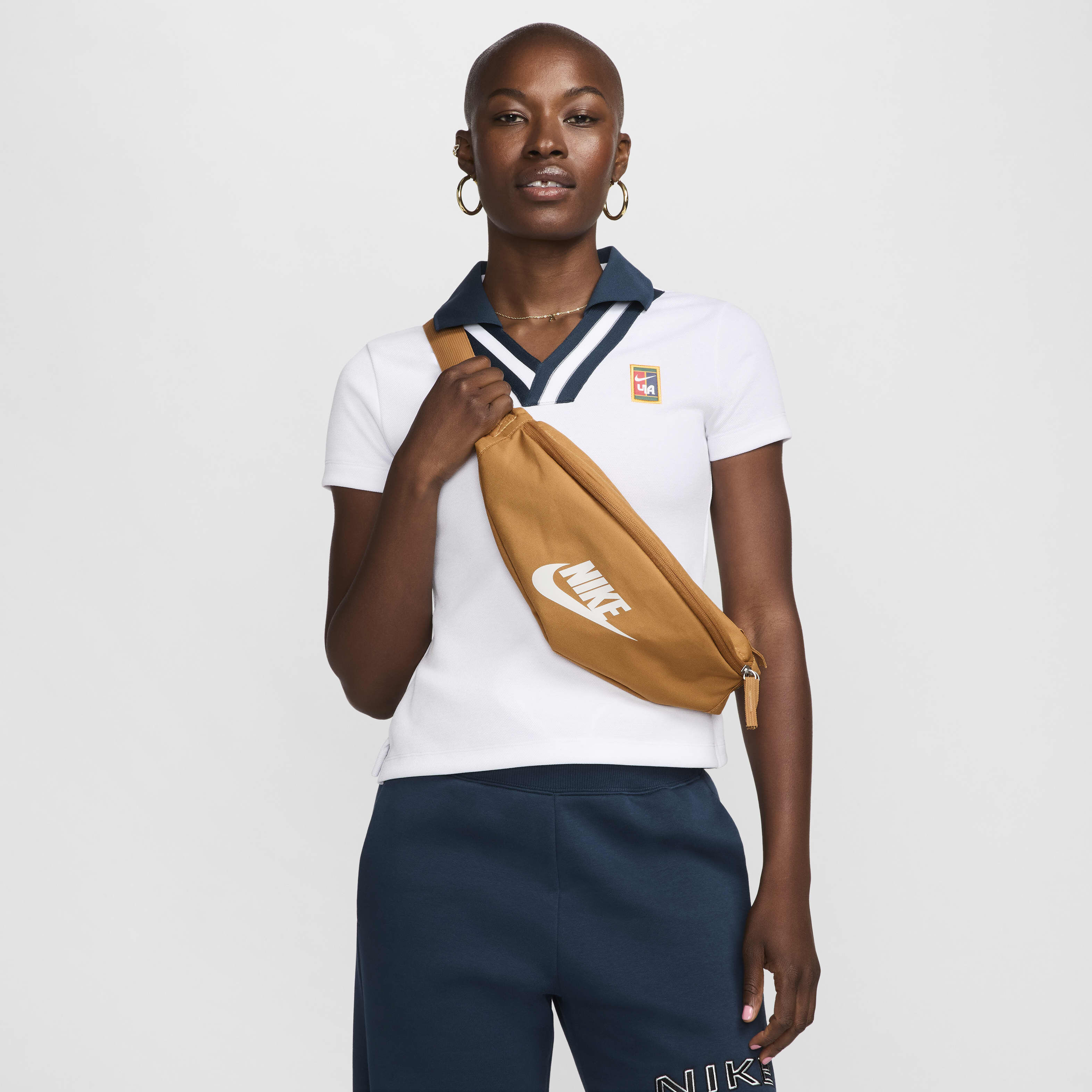 نايكي هيرتج image number 0