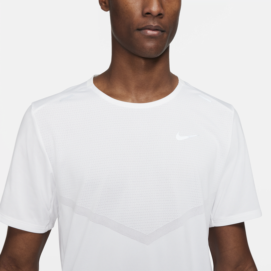 Shop Rise 365 Men s Dri FIT Short Sleeve Running Top Nike KSA