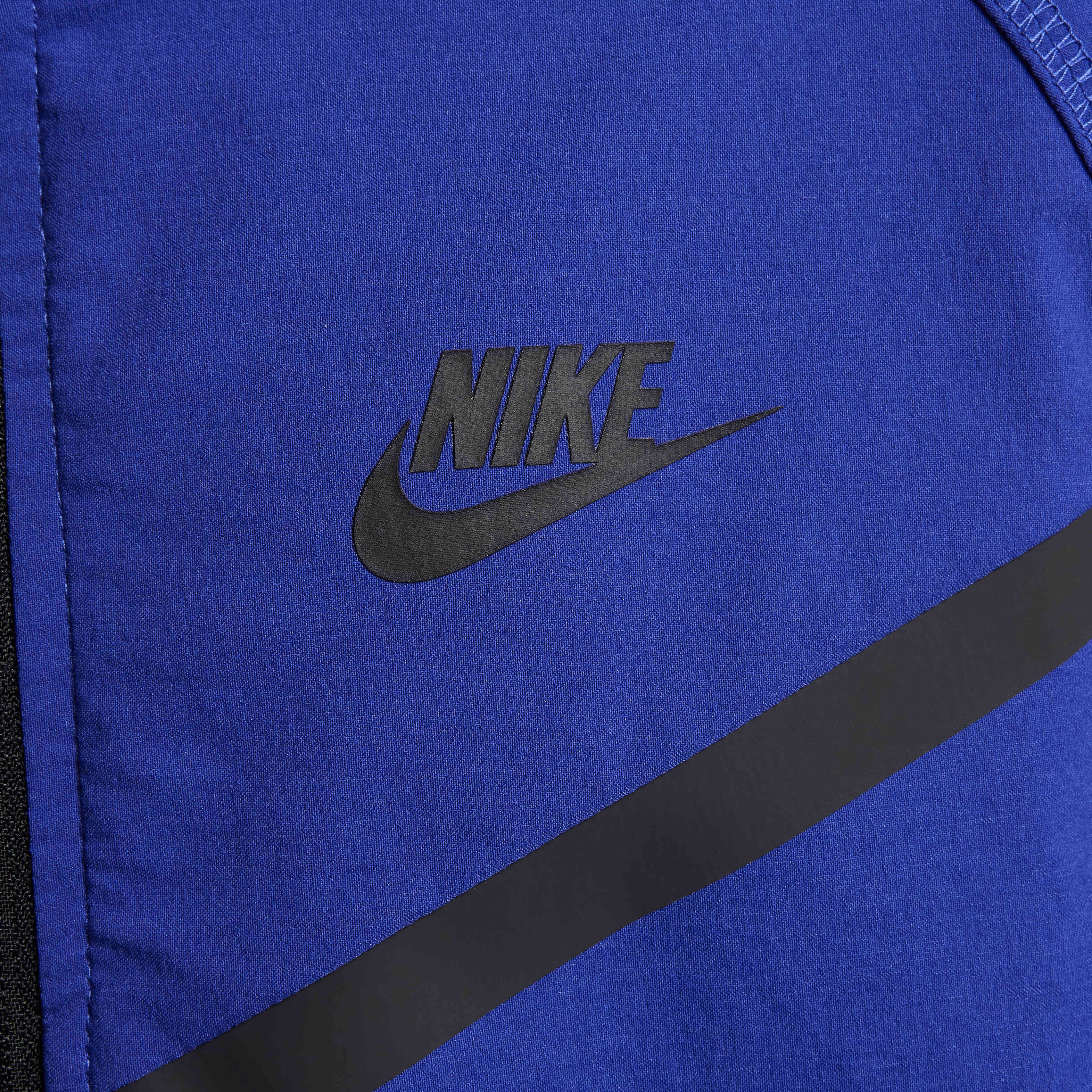 نايكي تك image number 3