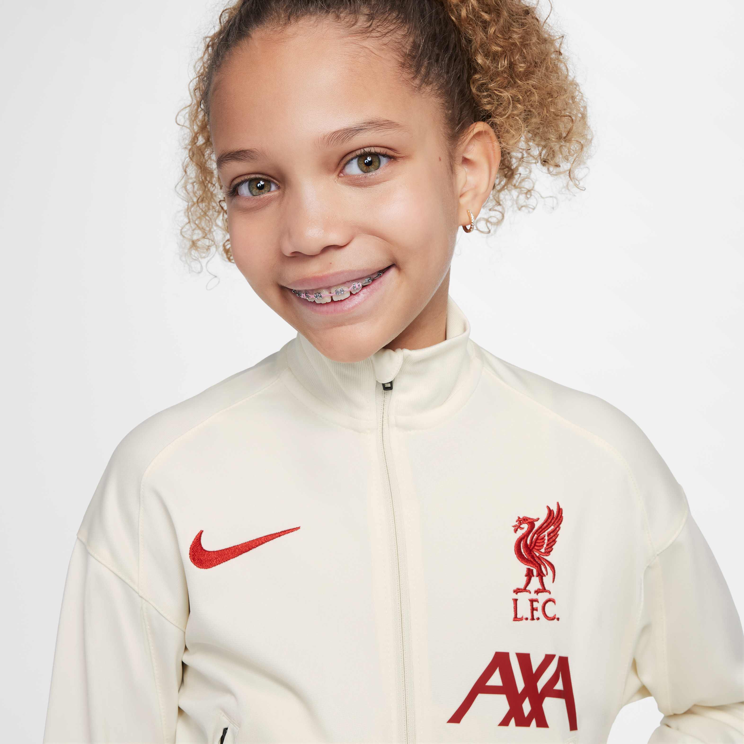 Liverpool F.C. Strike Special Edition image number 4