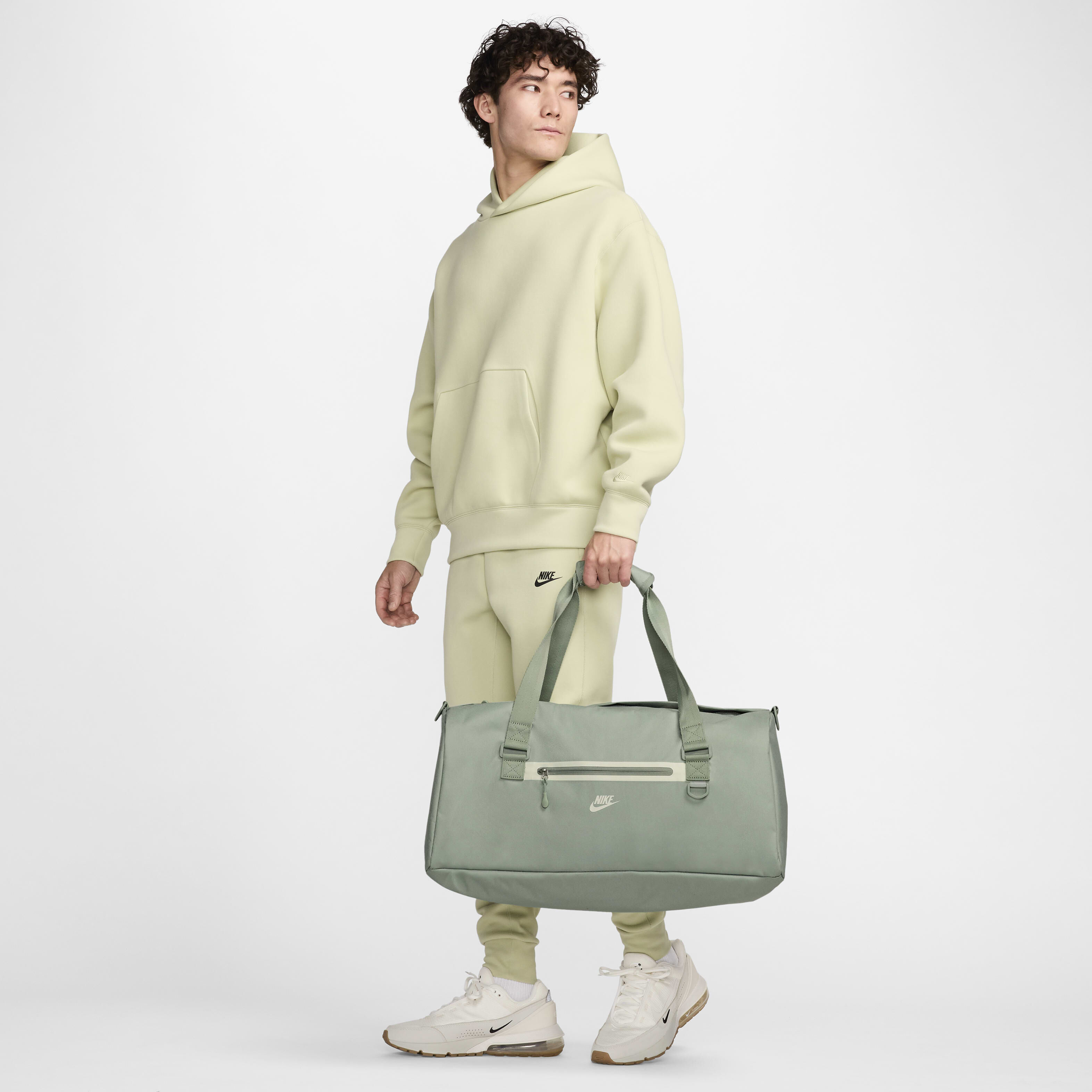 Nike Premium image number 10