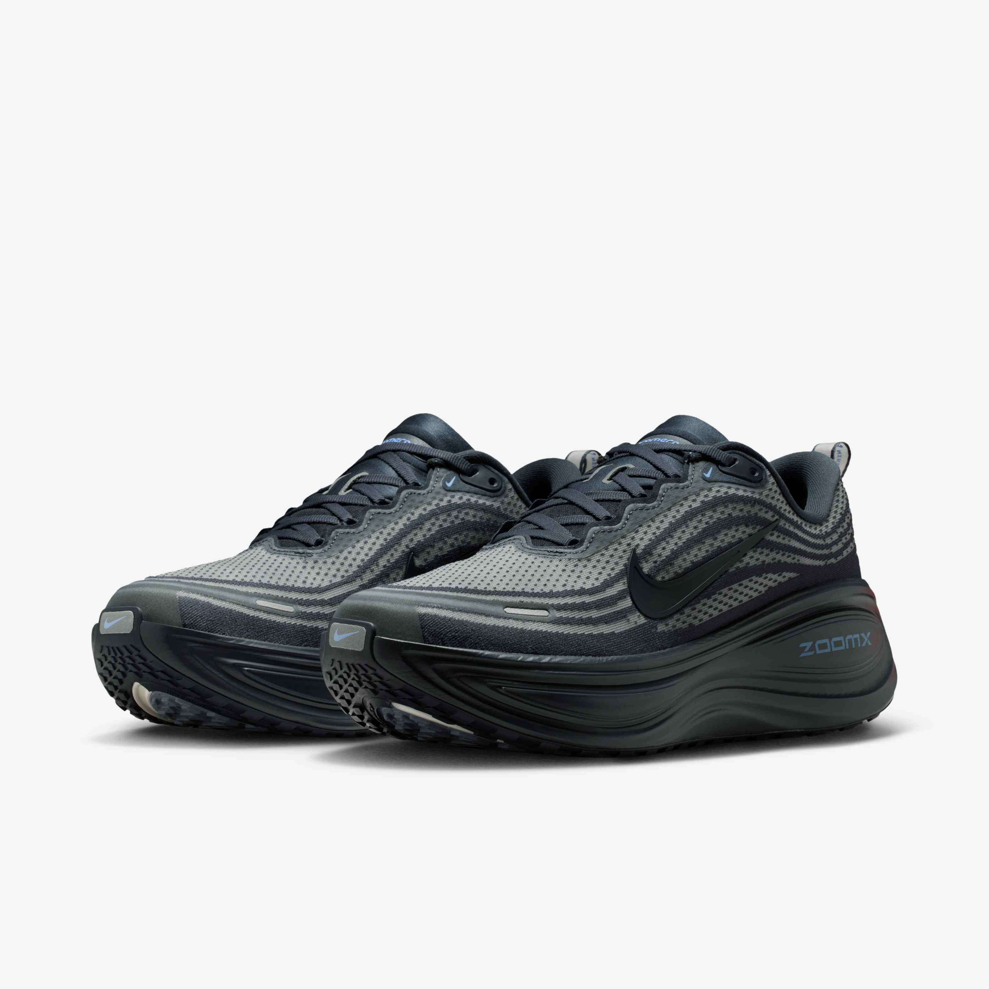 Nike Vomero Plus image number 4