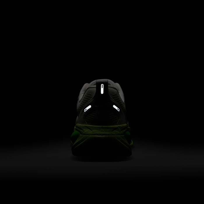 Nike Vomero 18 image number 8 Nike Vomero 18 image number 8