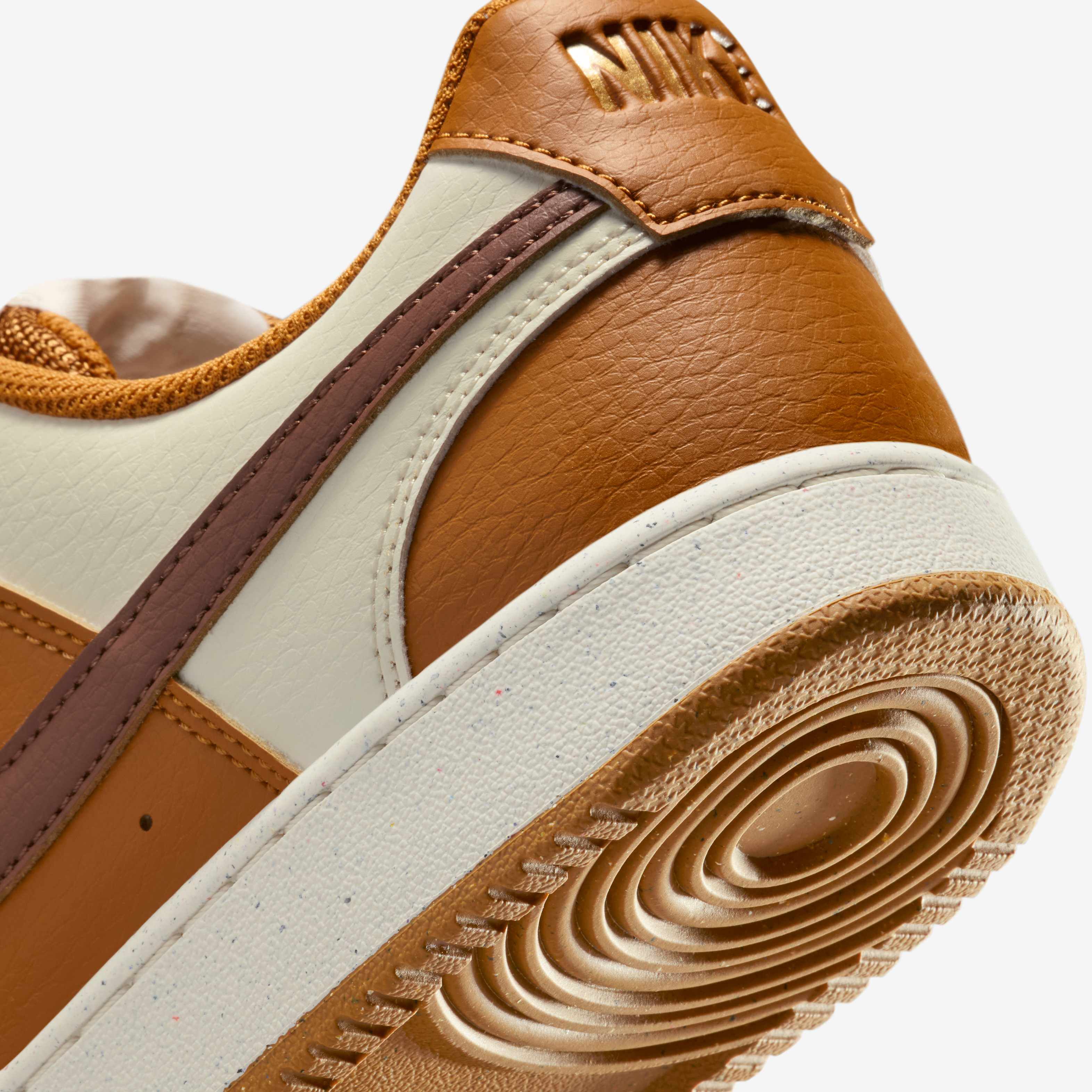 نايكي كورت فيجن لو نكست نيتشور image number 7