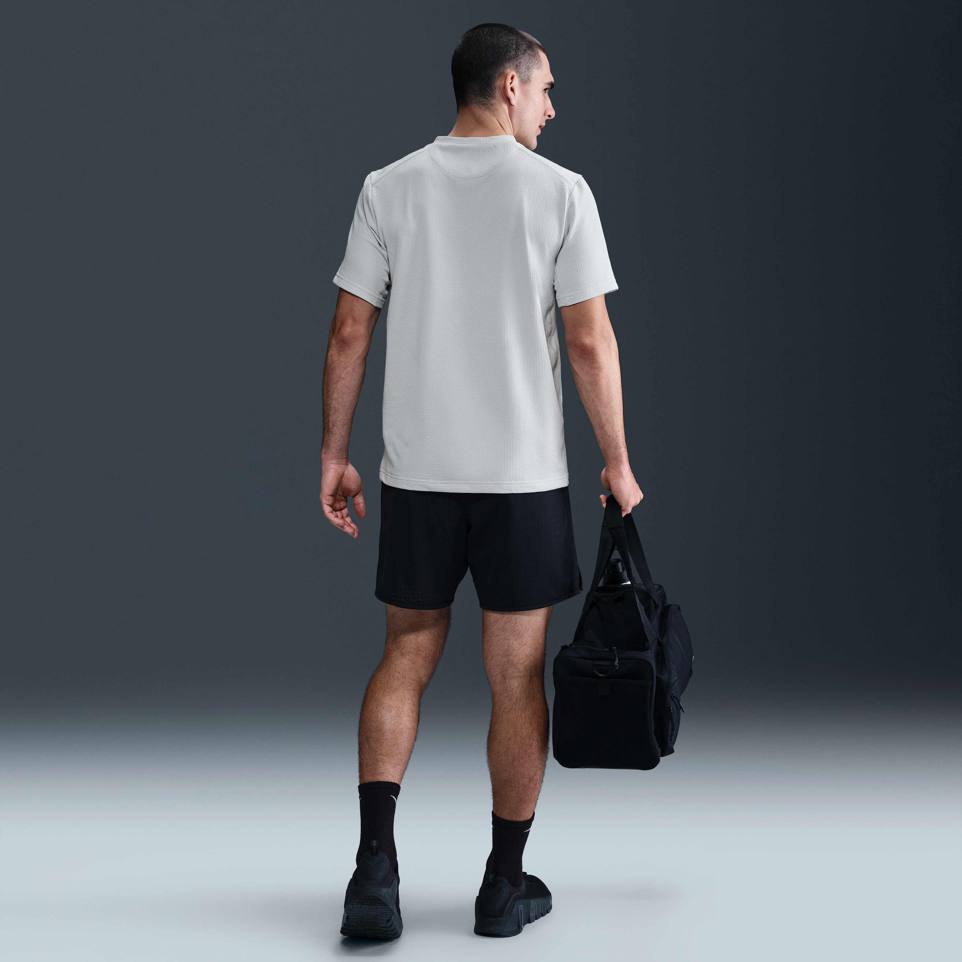 Nike Primary image number 4