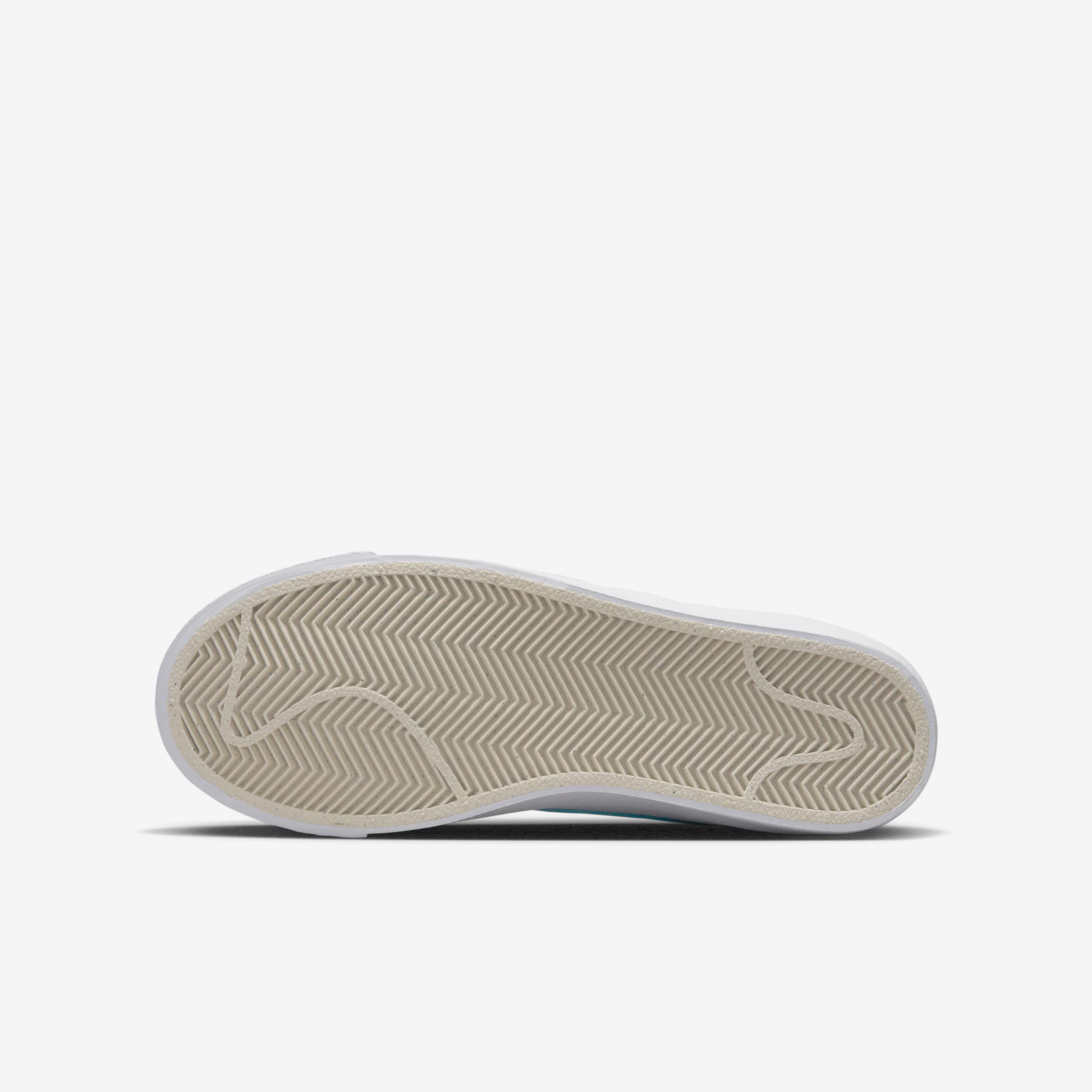 Nike Blazer Mid '77 image number 1