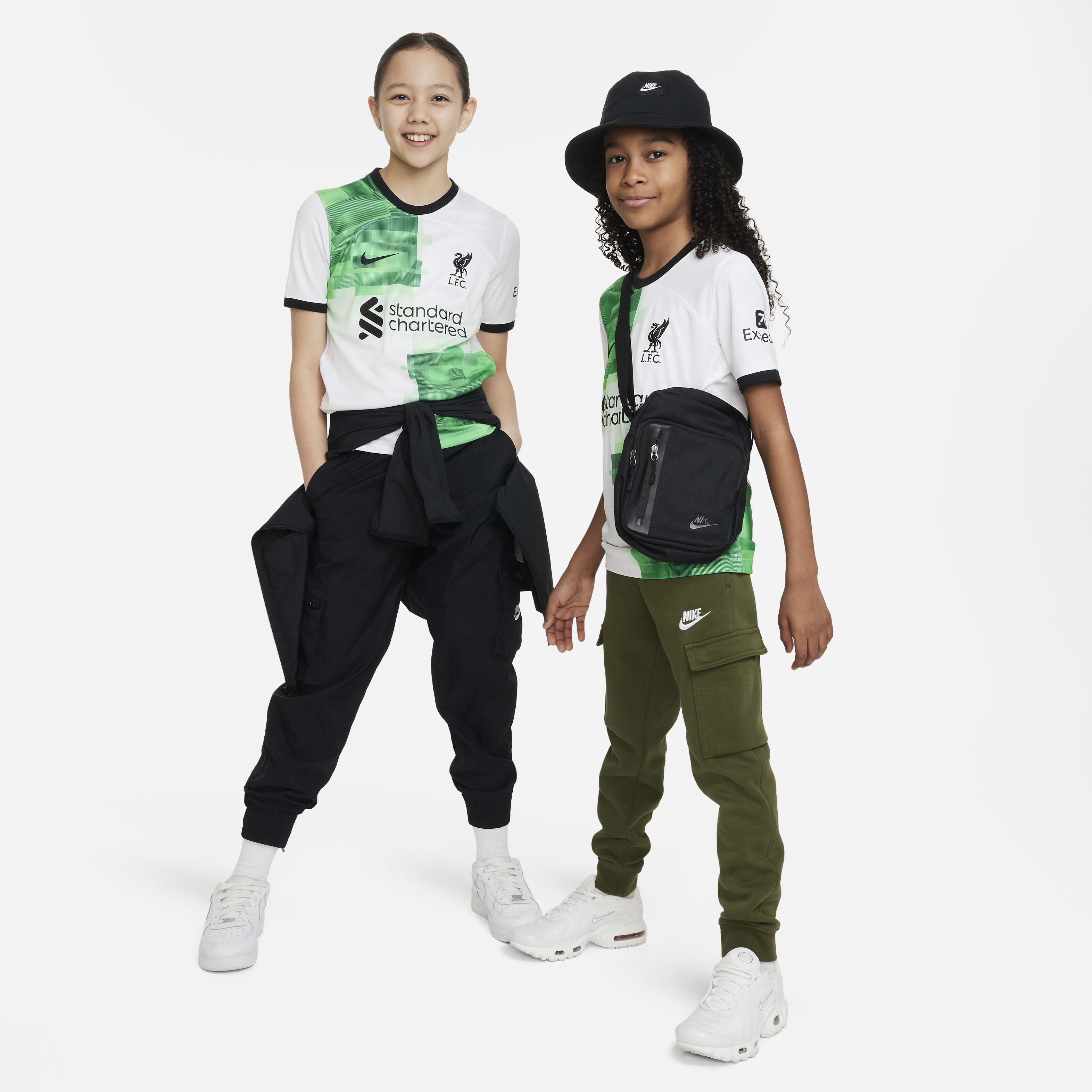 F.C. ليفربول 2023/24 ستاديوم الاحتياطي image number 5