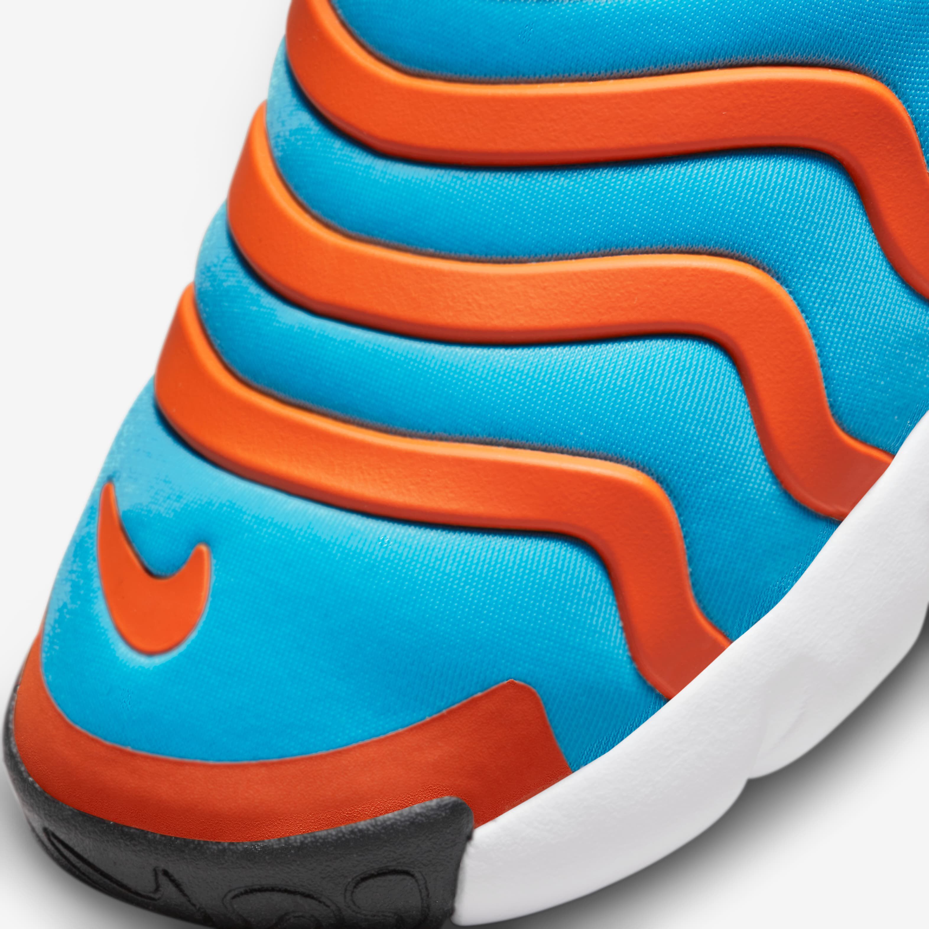 نايكي دينامو جو image number 6