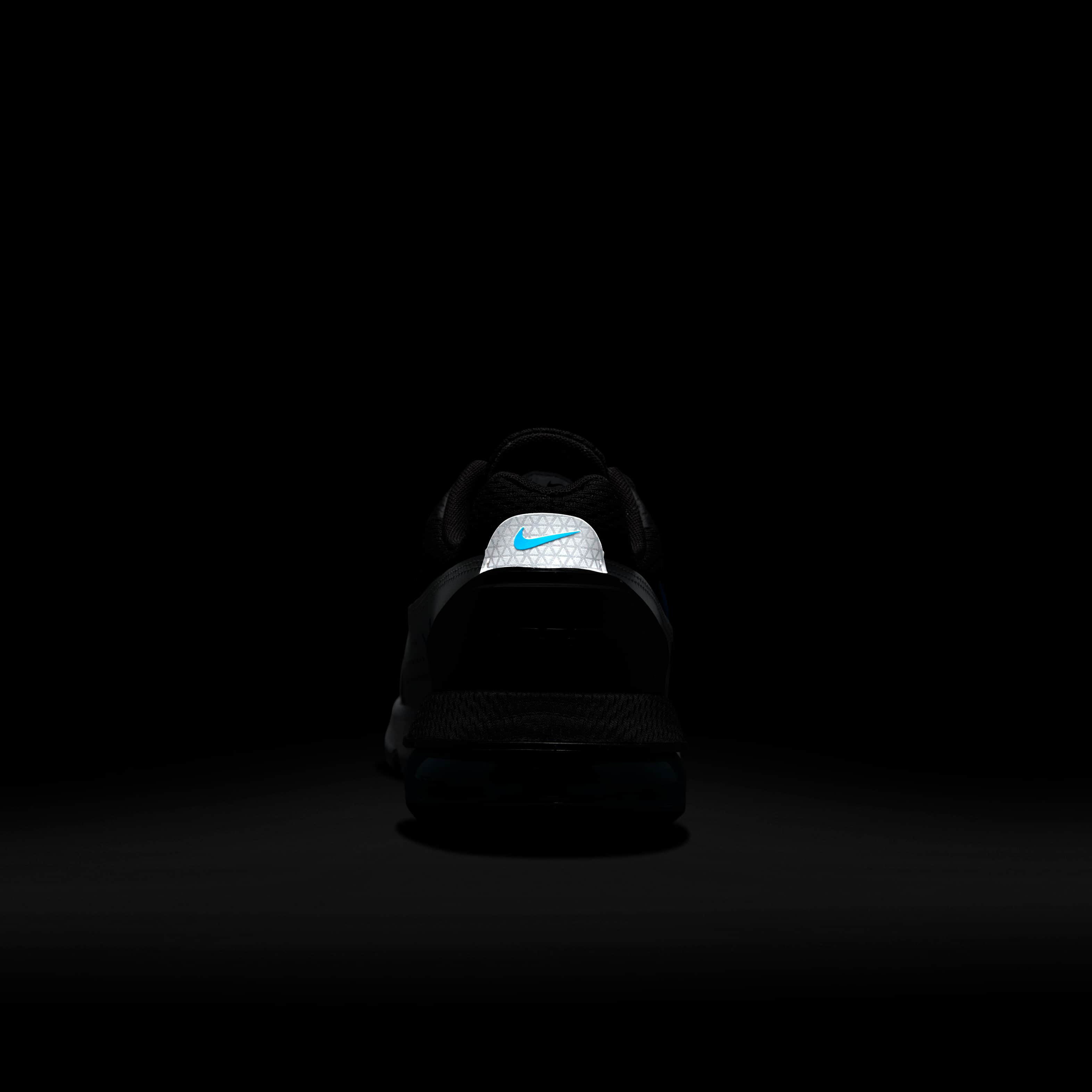 Nike Air Max Pulse image number 10