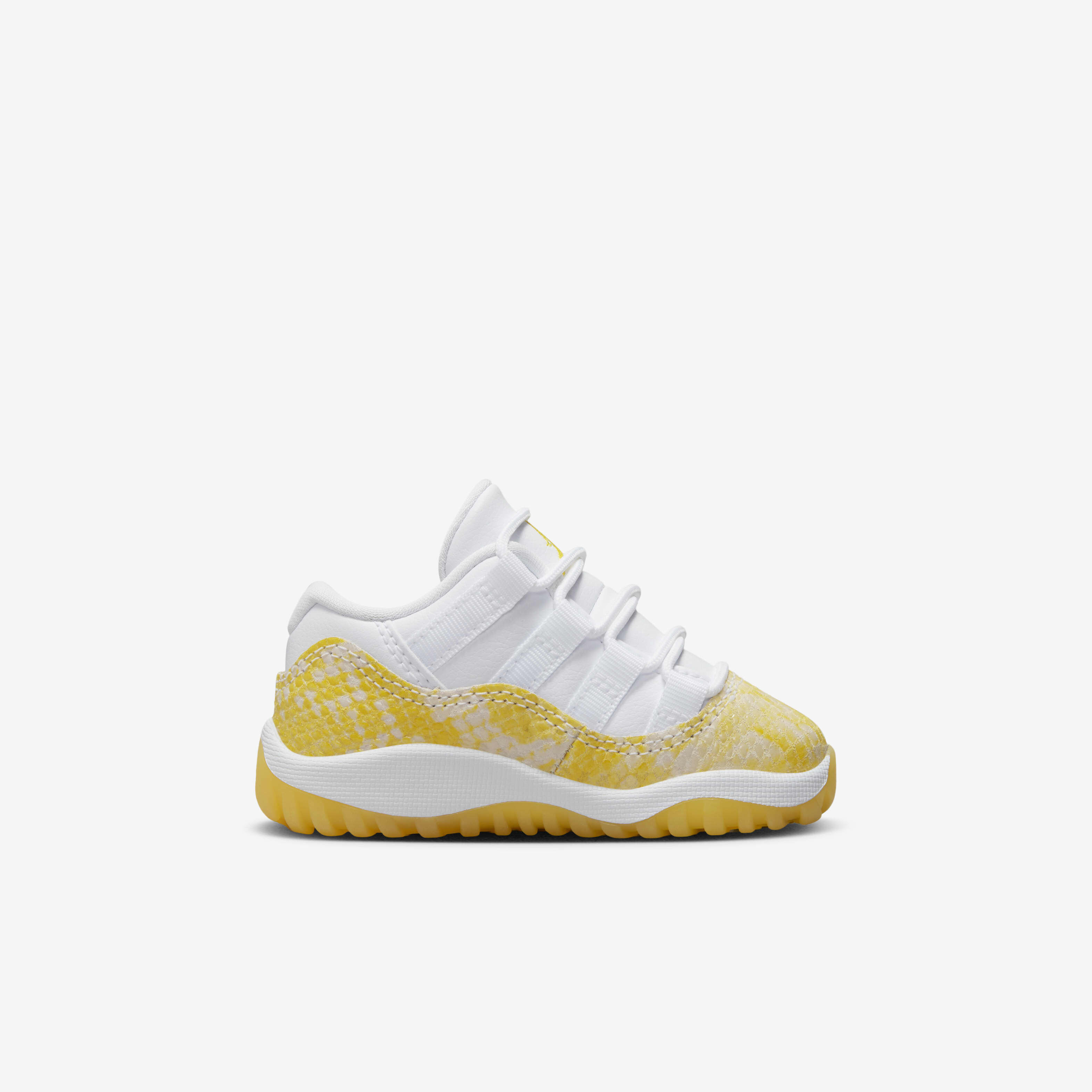 Jordan 11 Retro Low image number 2