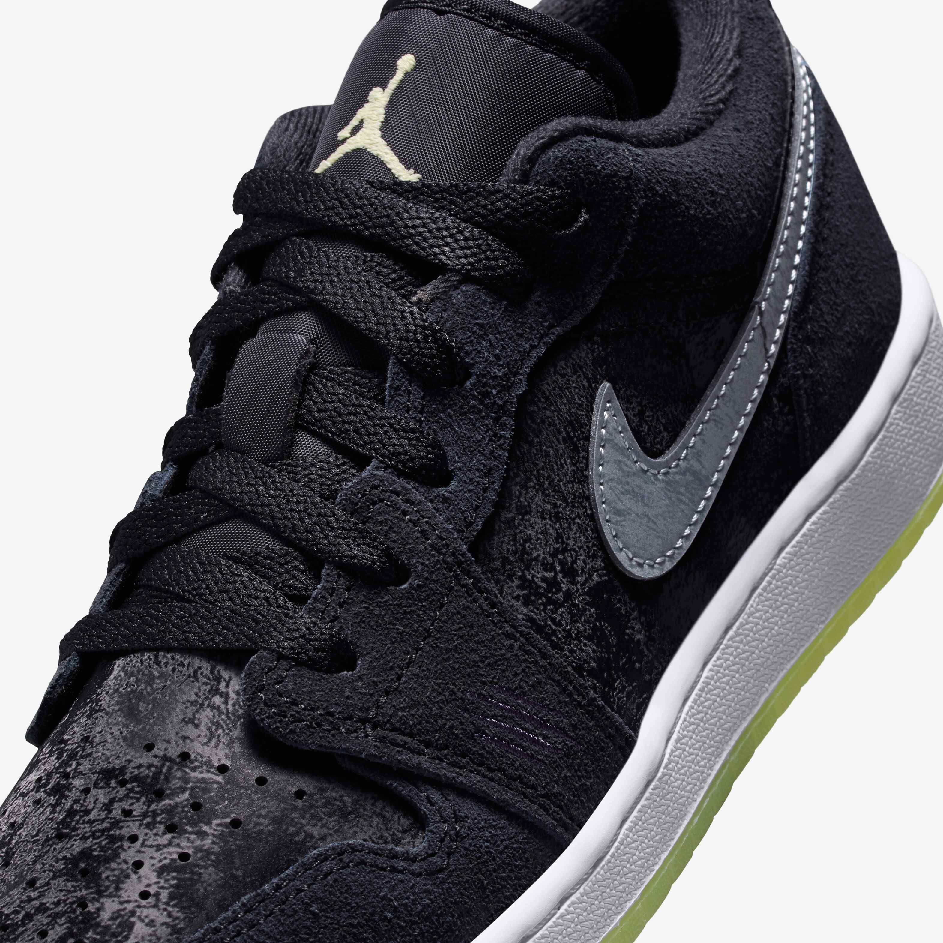Air Jordan 1 Low image number 6