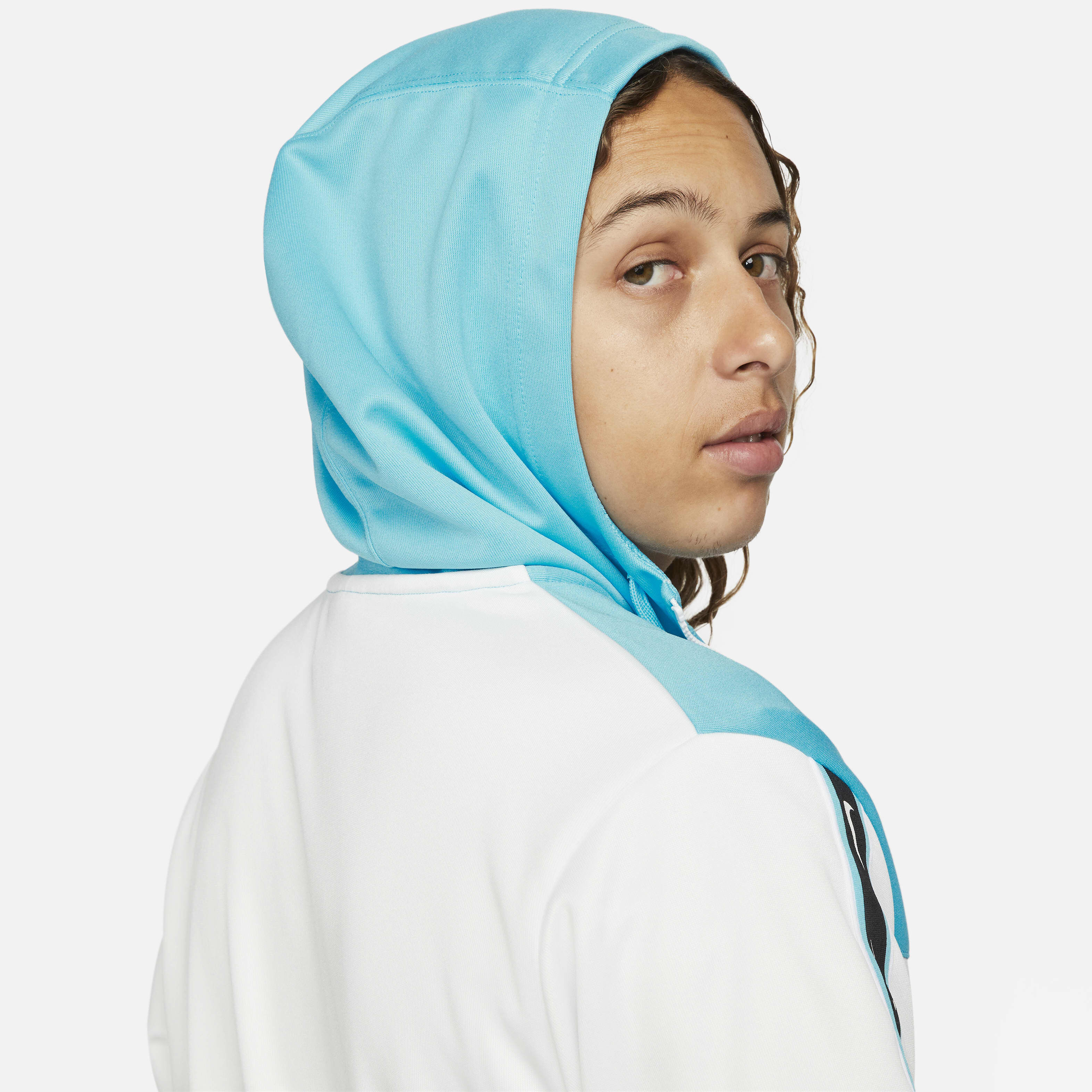 Nike Sportswear Repeat image number 4