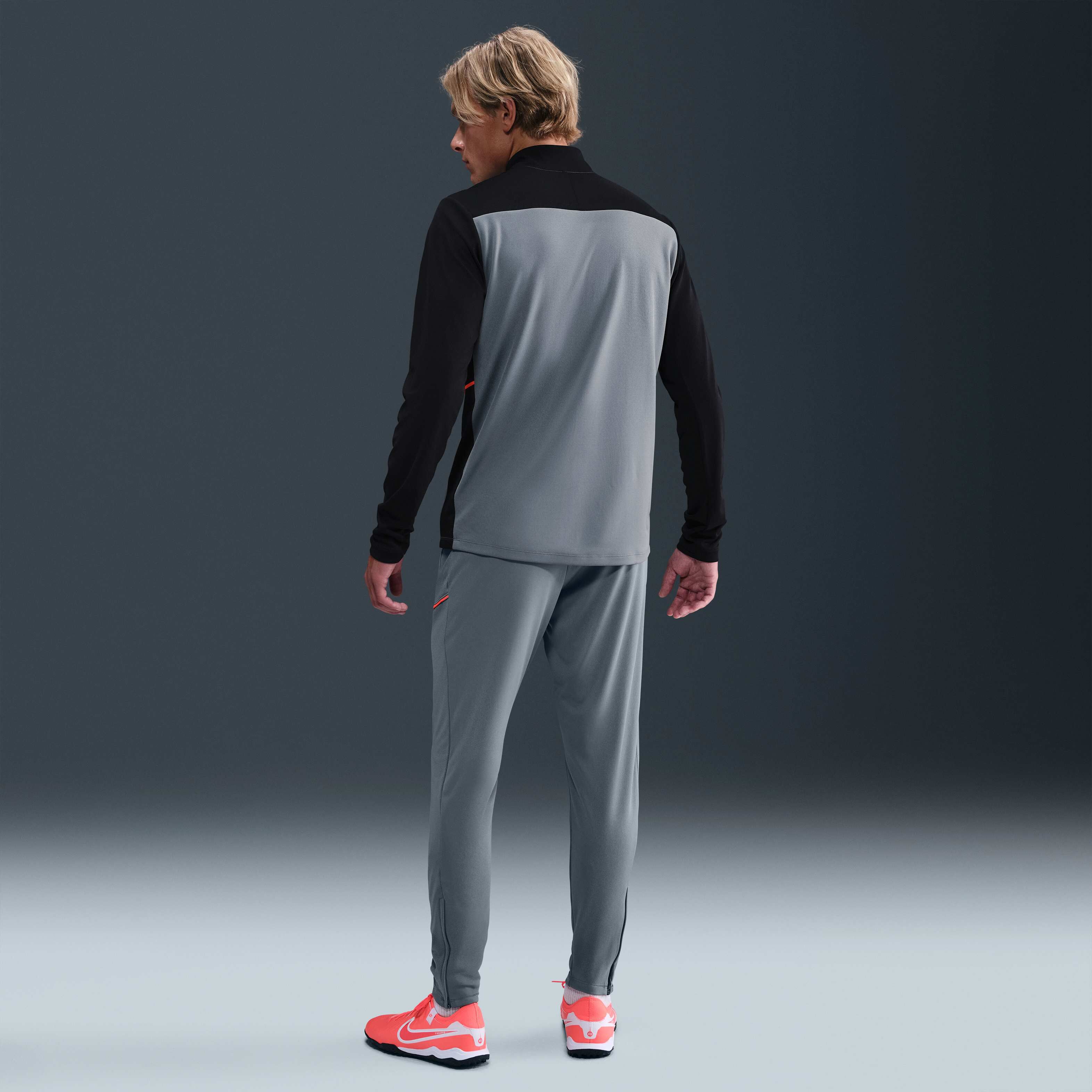 Nike Academy image number 3