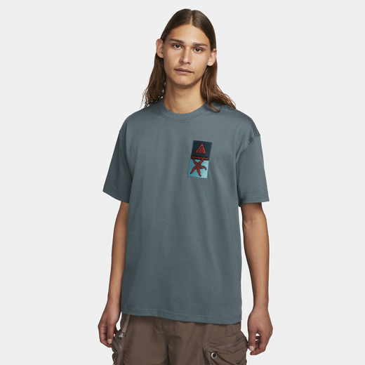 Shop ACG Men s Patch T Shirt Nike KSA