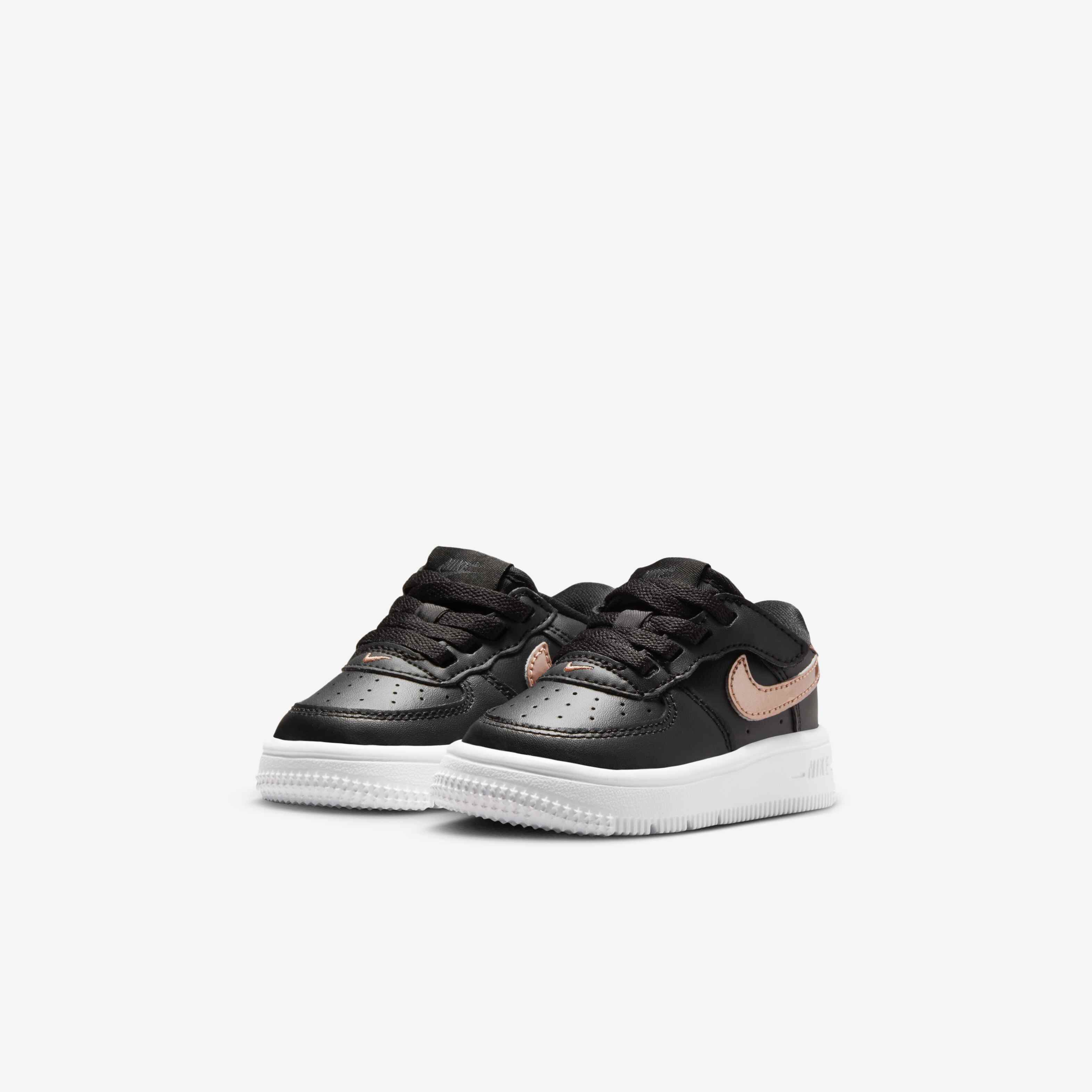 Nike Force 1 Low SE EasyOn image number 4