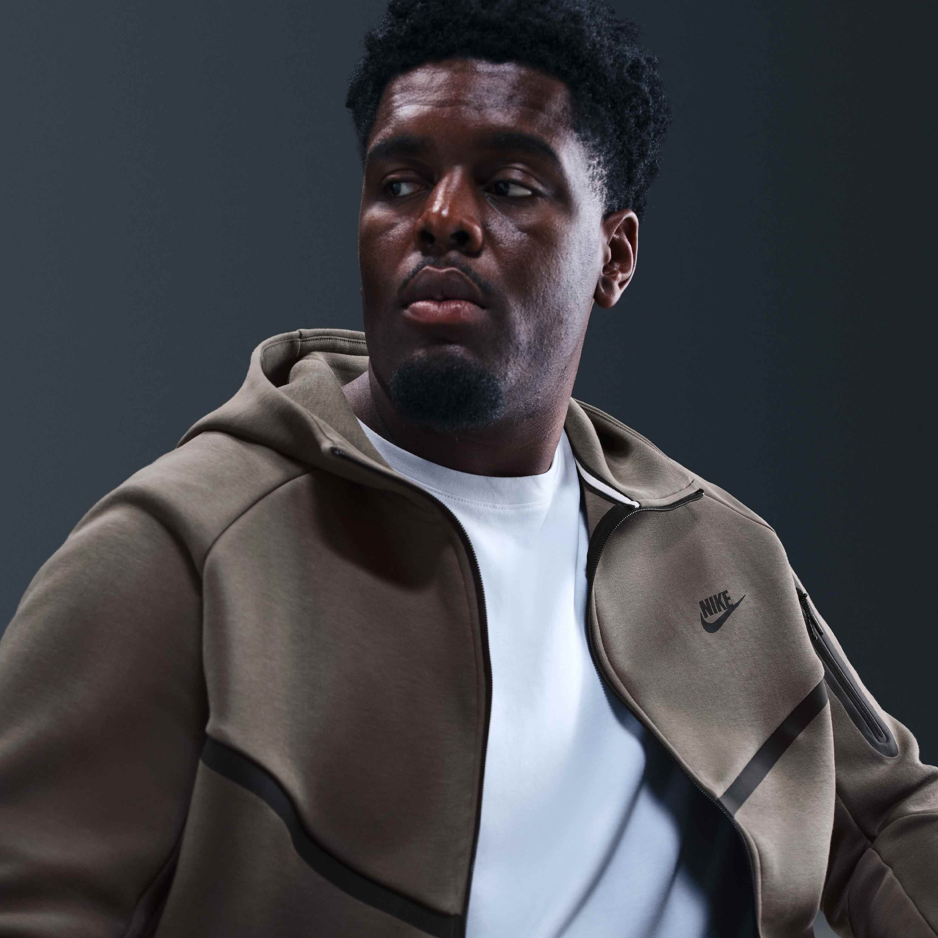 Nike Tech image number 7