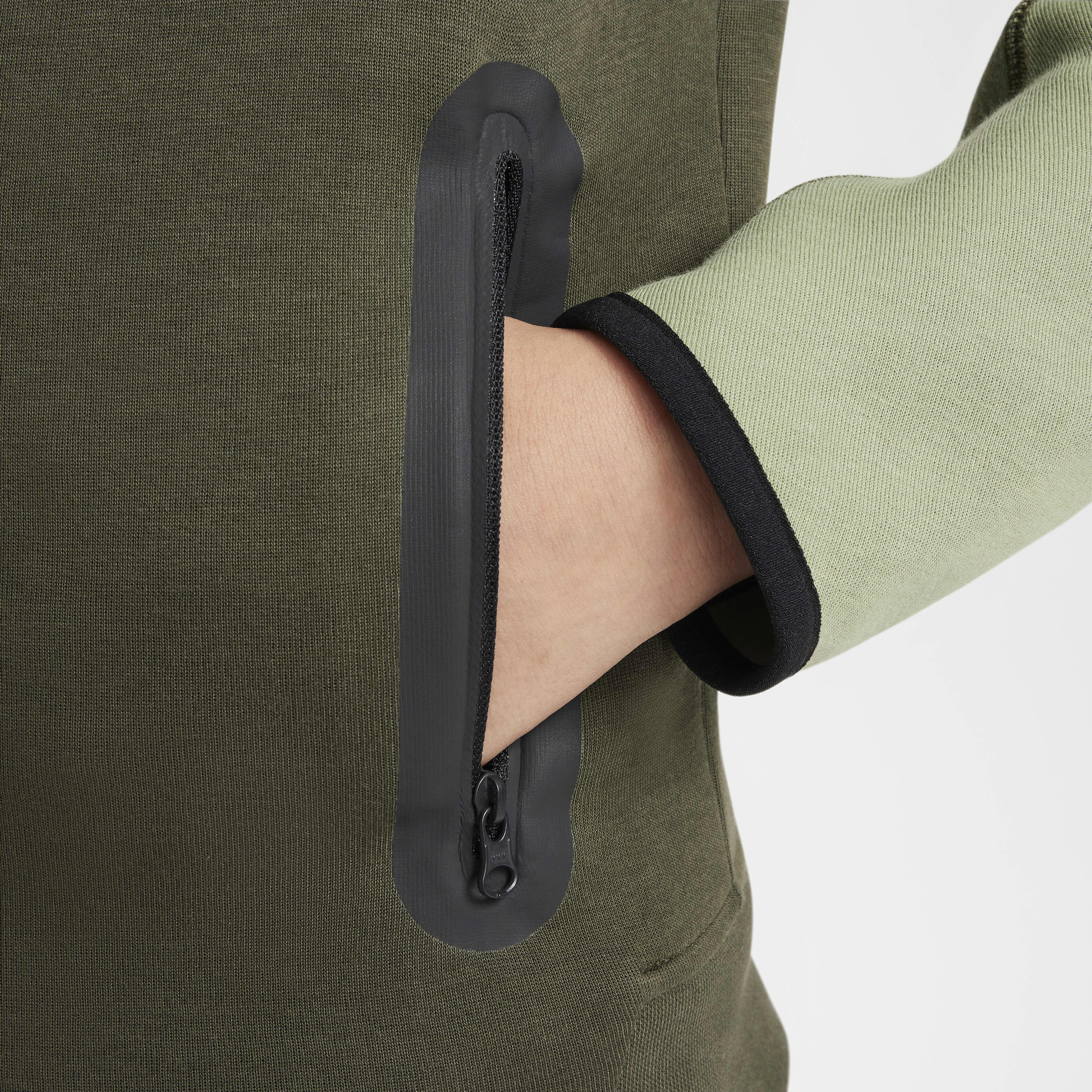 Nike Sportswear Tech Fleece image number 3