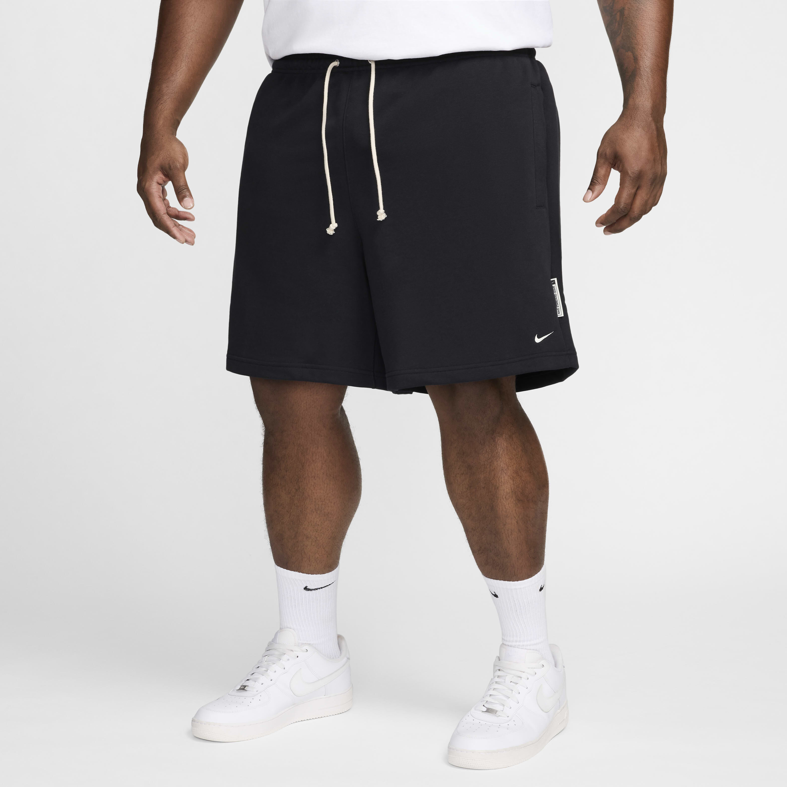 Nike Standard Issue image number 8