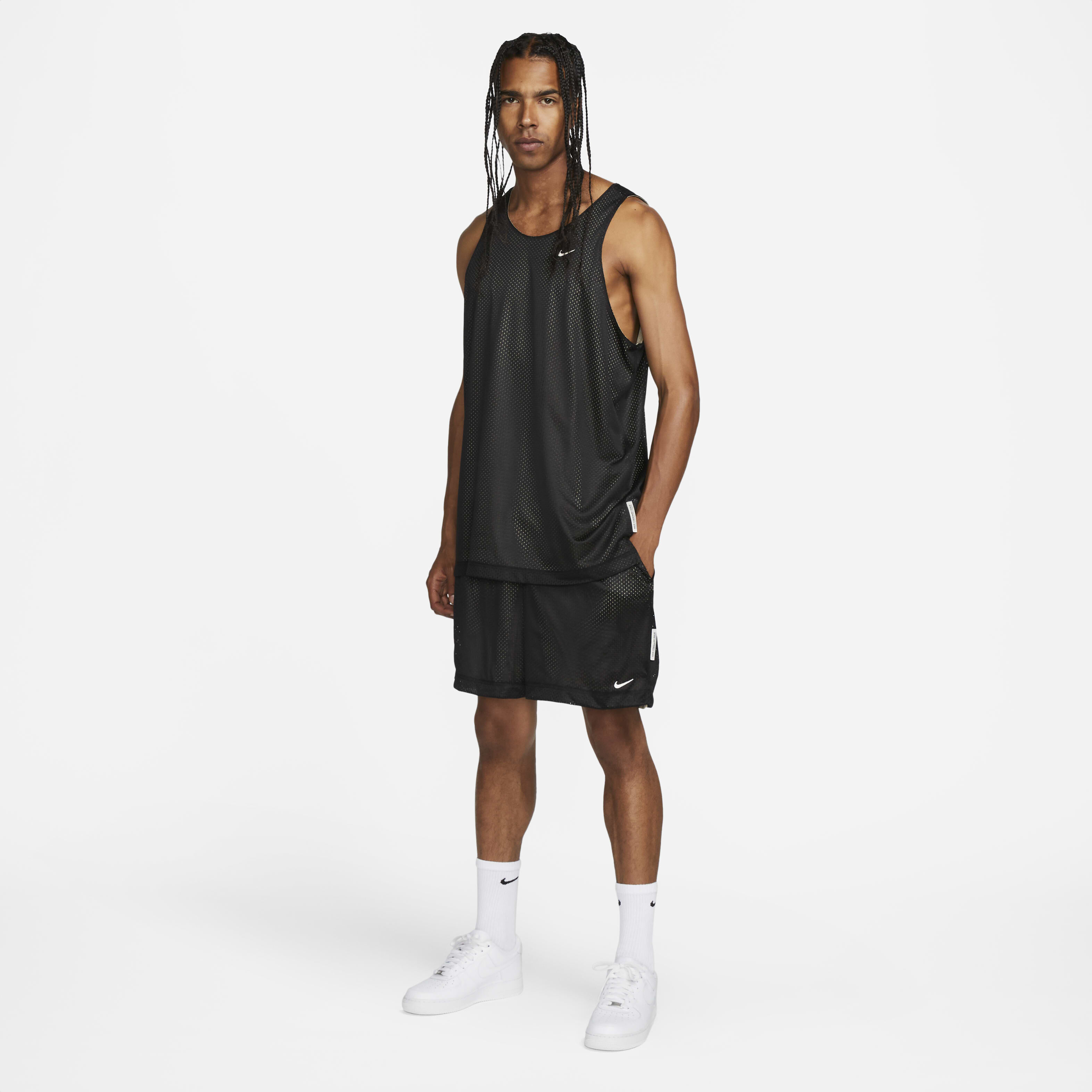 Nike Dri-FIT Standard Issue image number 6