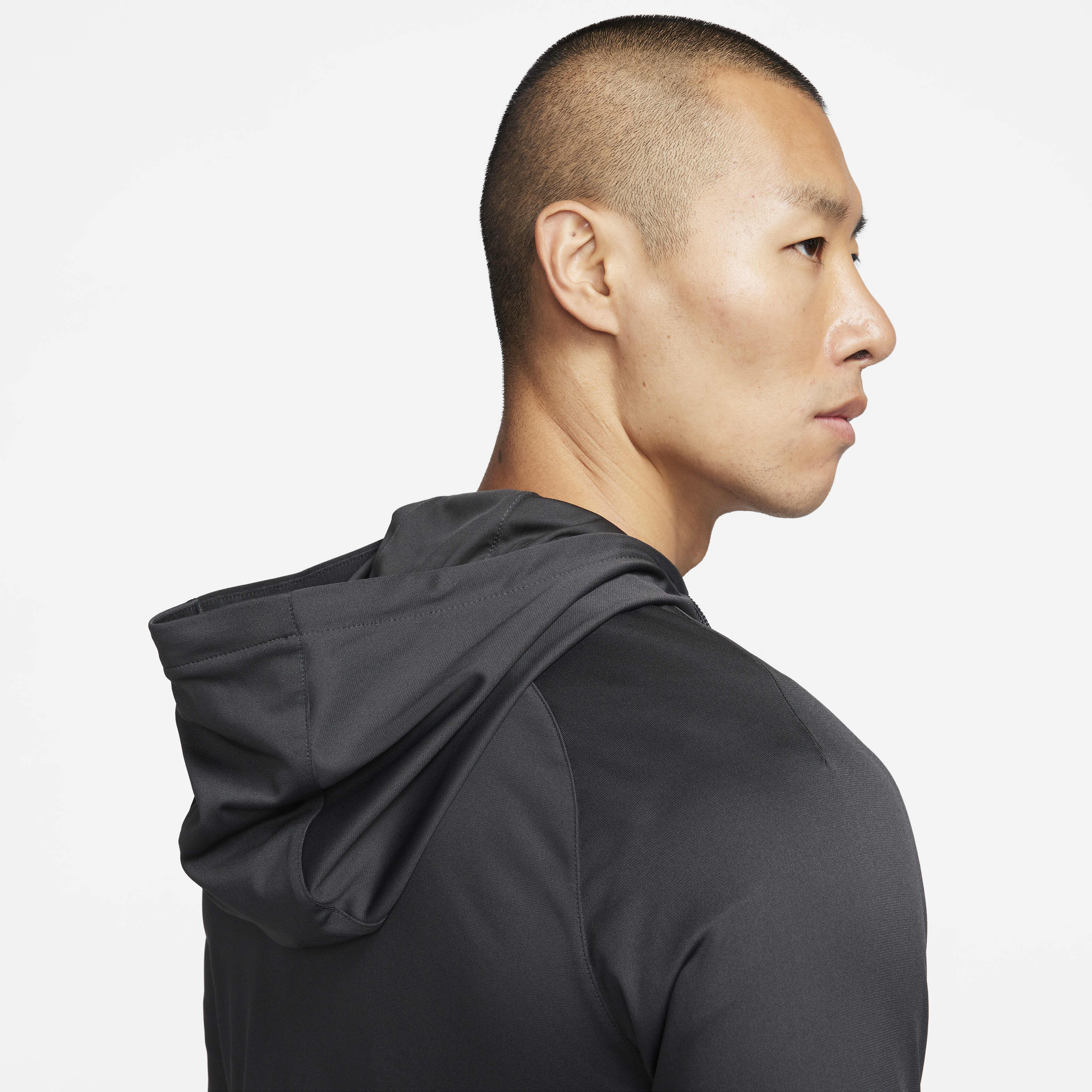 Liverpool F.C. Strike image number 6