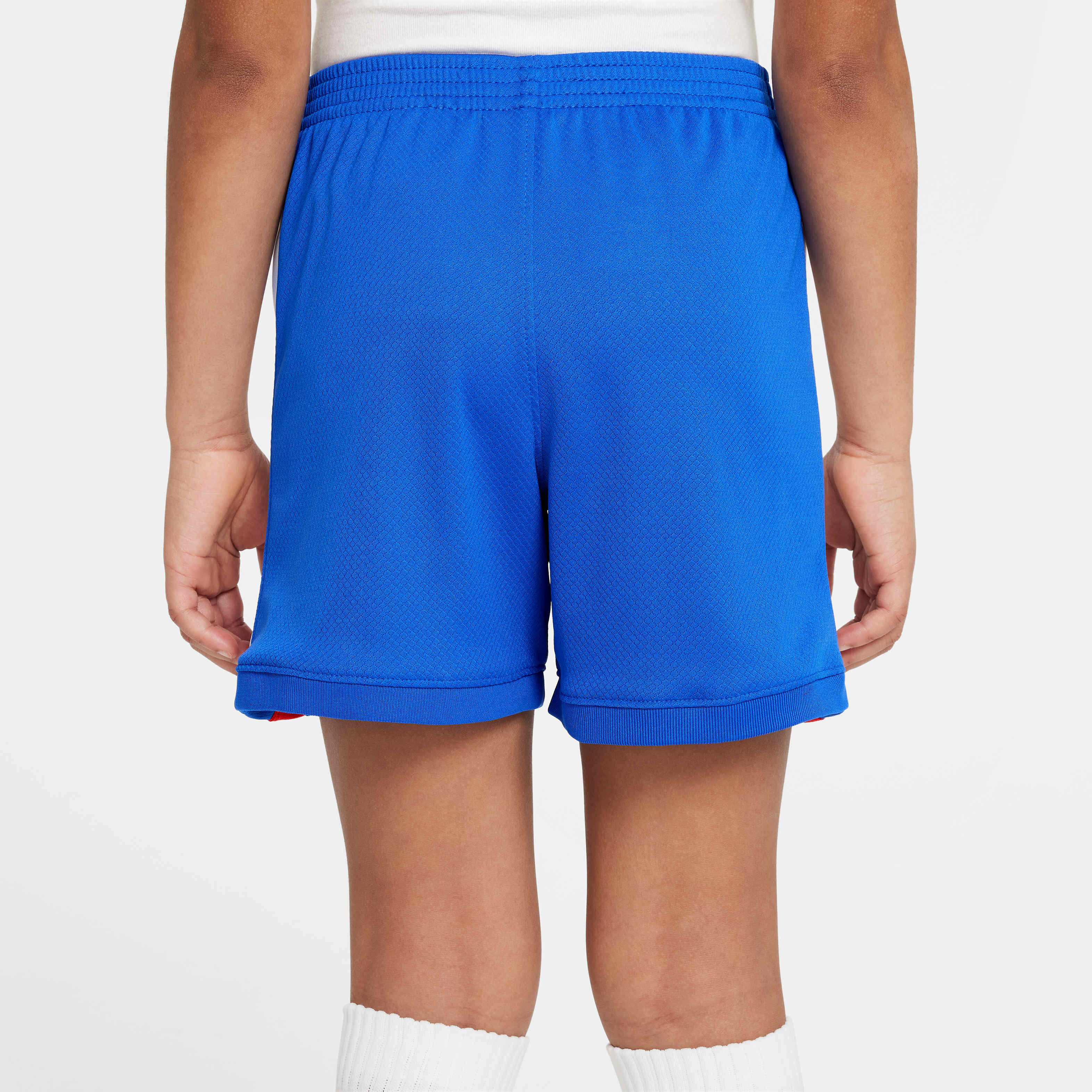 إنجلترا 2025/26 ستيديوم الأساسي image number 9