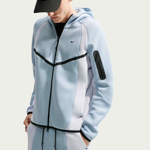 Nike Tech