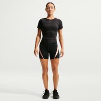 Nike Pro Sculpt