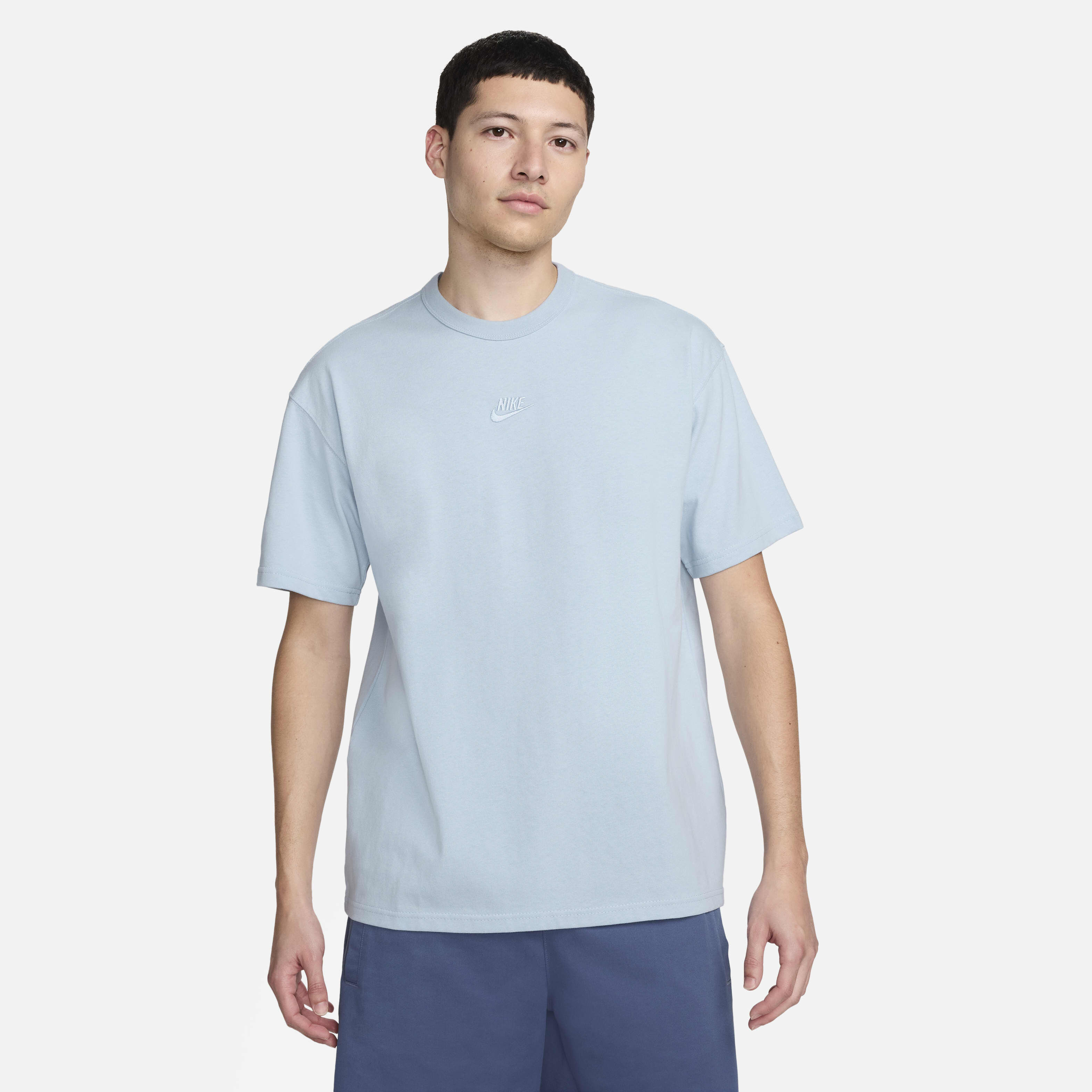 ☆送料無料☆NIKE SPORTSWEAR PREMIUM ESSENTIALS T SHIRT☆ Buy Nike Sportswear Premium Essentials Men's T-Shirt