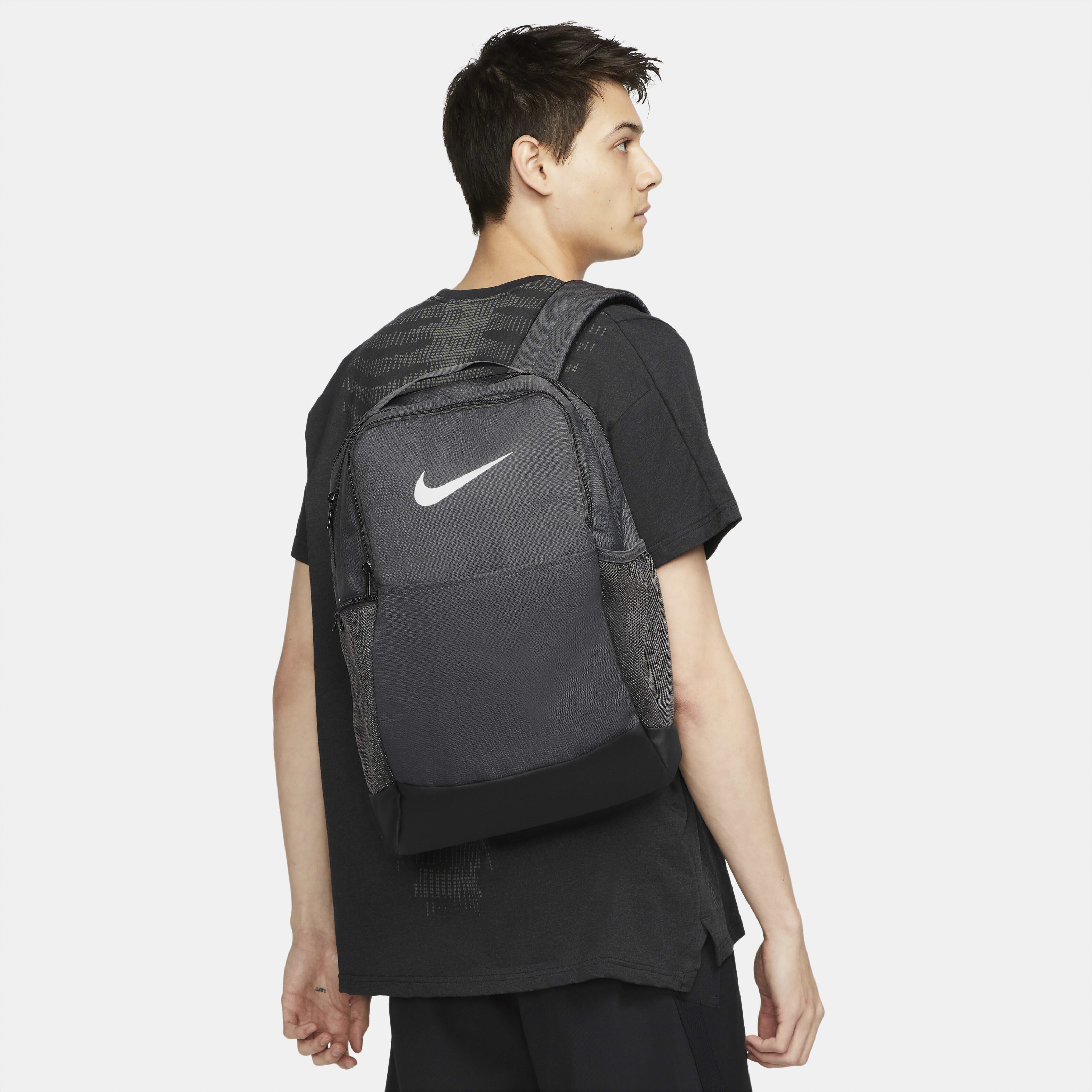 Nike brasilia medium training backpack sale
