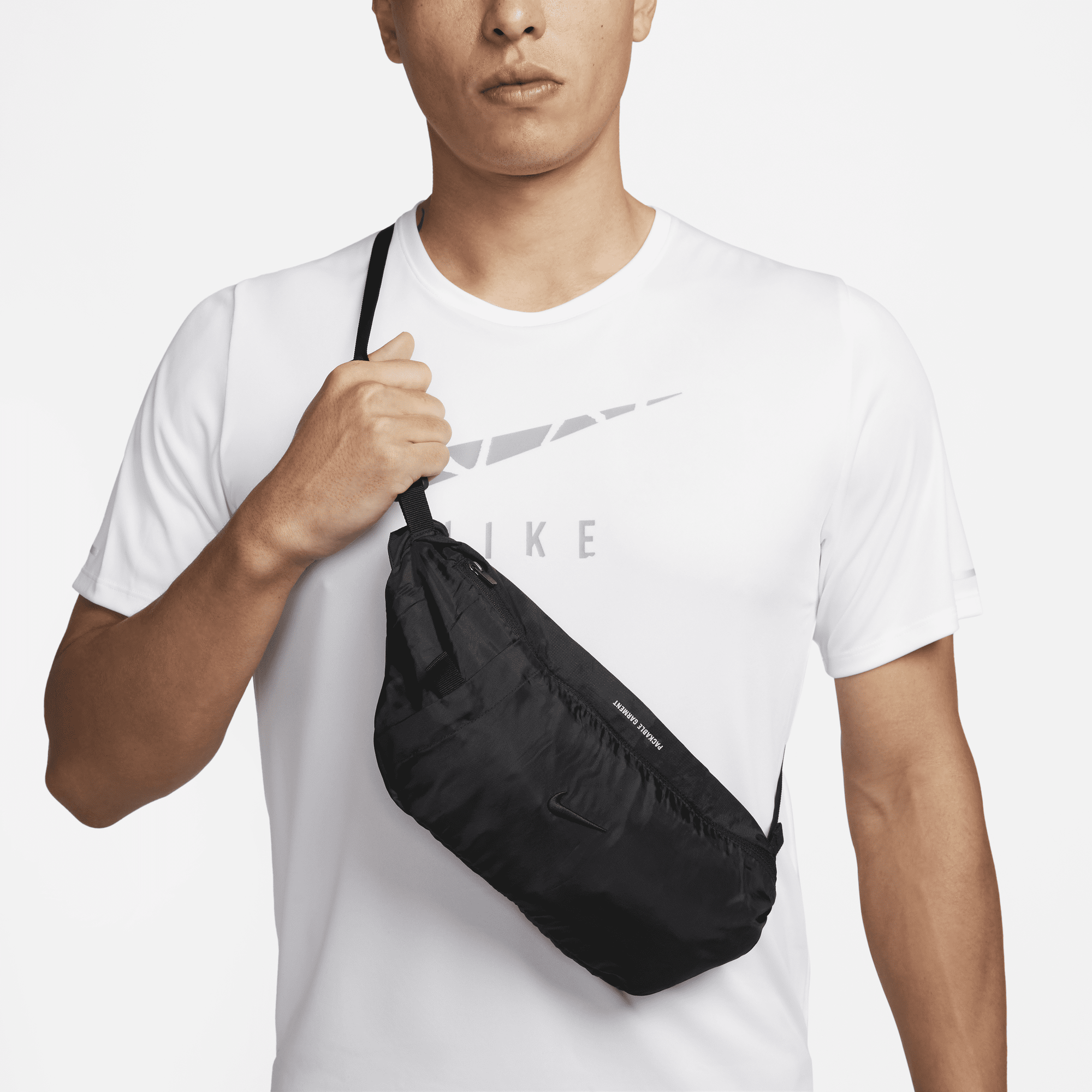 Nike garment bag online