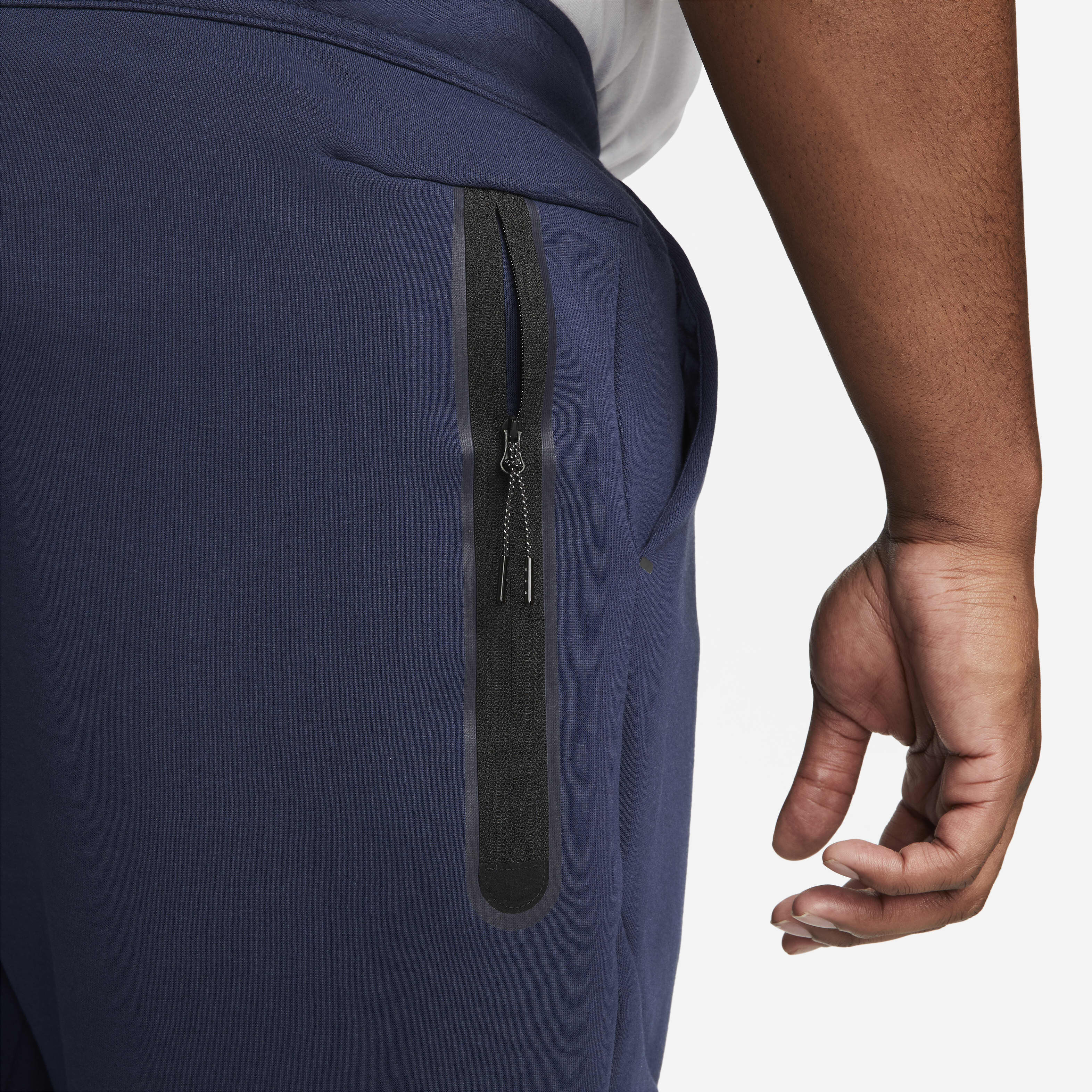 نايكي سبورتسوير تَك فليس image number 13