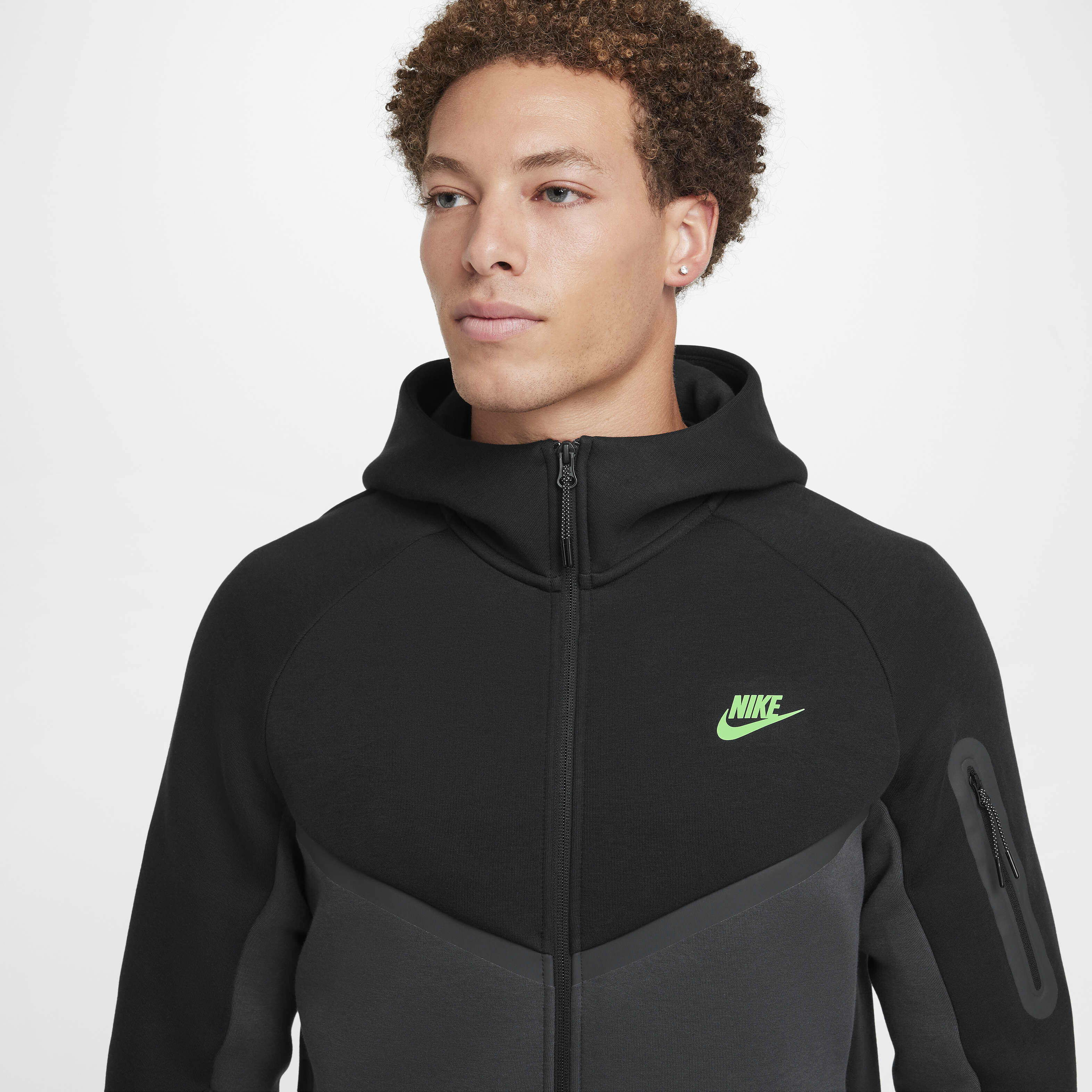 Nike Tech image number 2