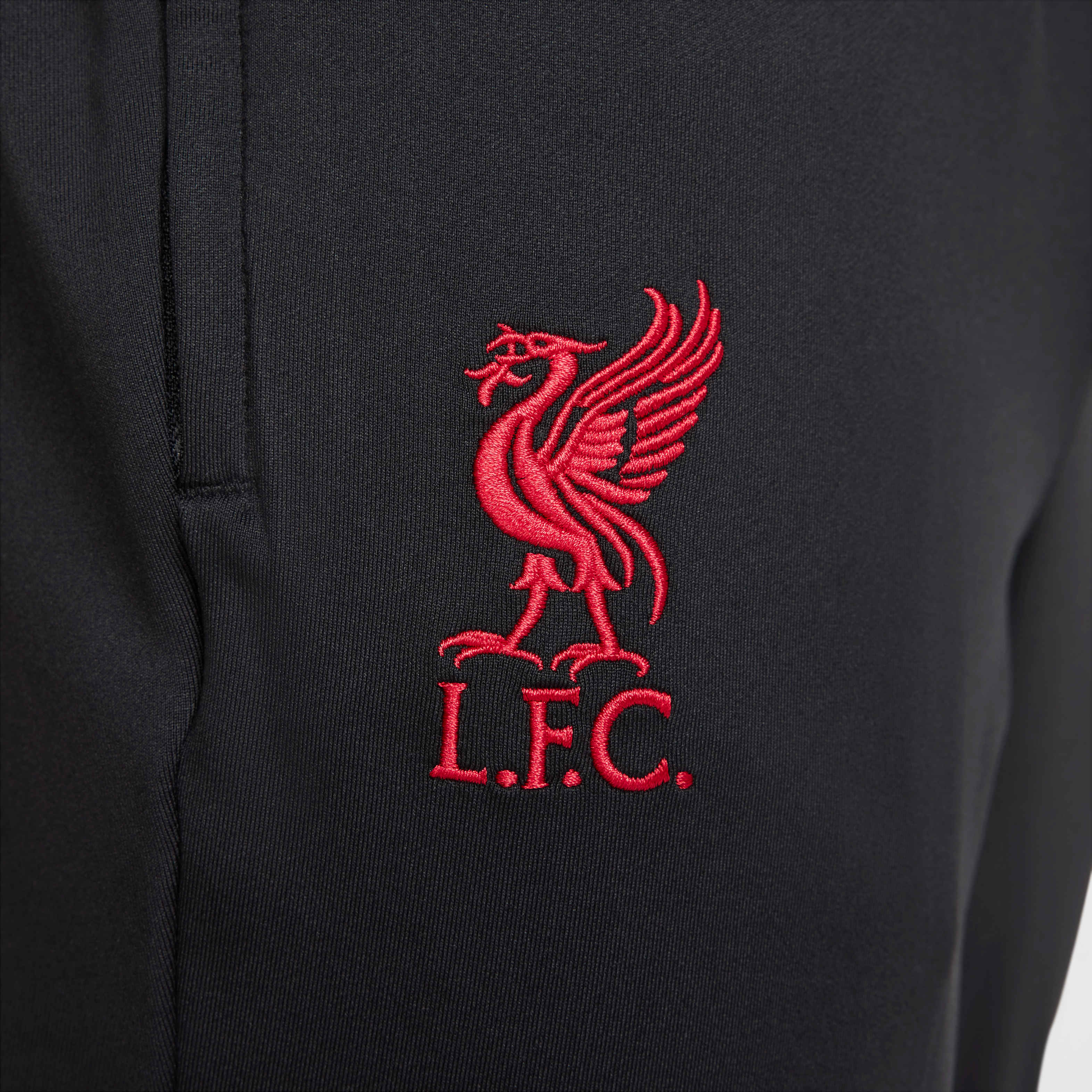 Liverpool F.C. Strike Special Edition image number 4